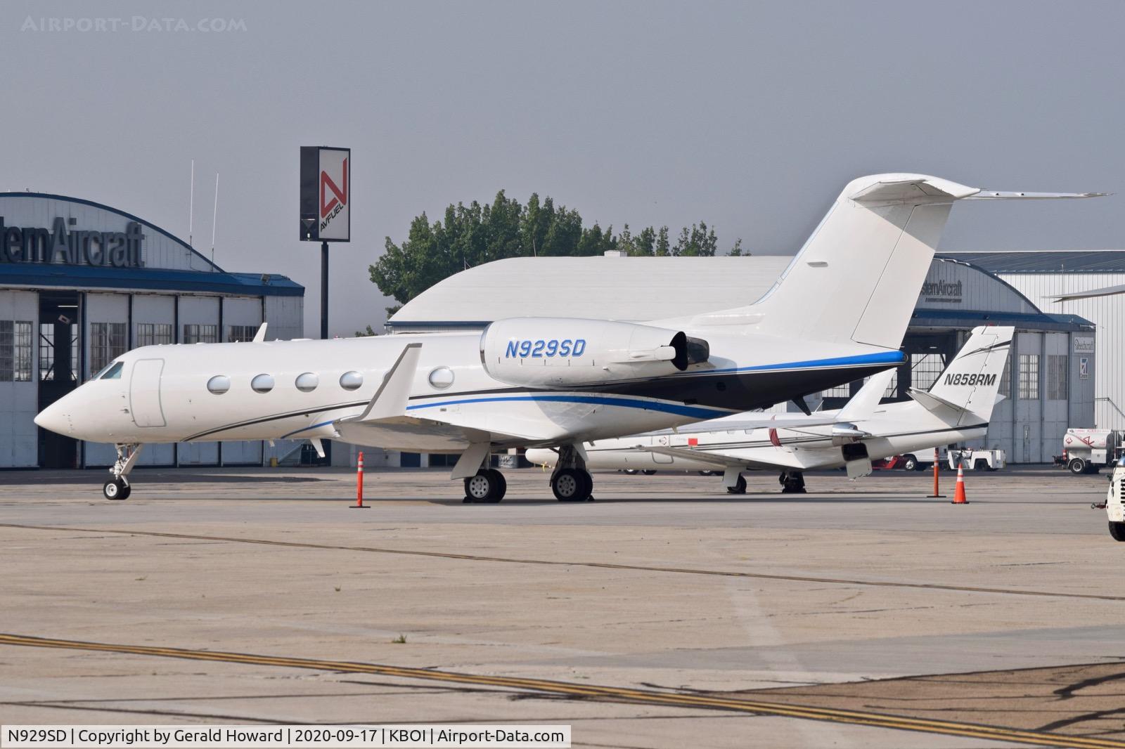 N929SD, 1987 Gulfstream Aerospace G-IV C/N 1024, Parked on south GA ramp.