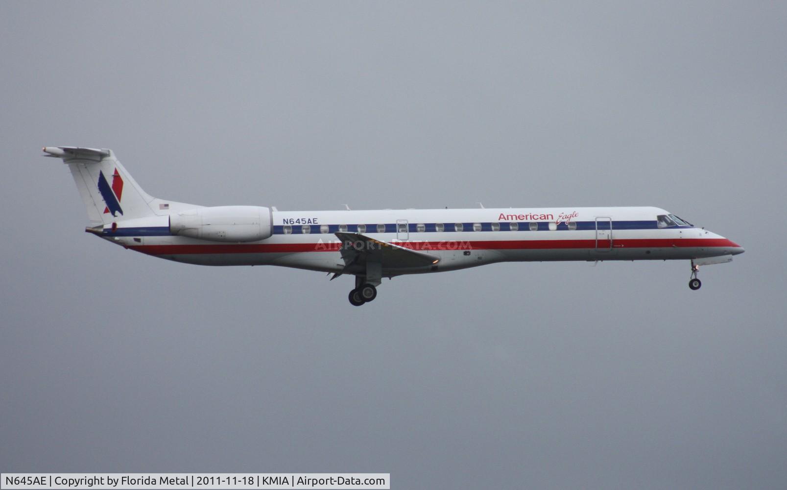 N645AE, 2000 Embraer ERJ-145LR (EMB-145LR) C/N 145212, MIA 2011