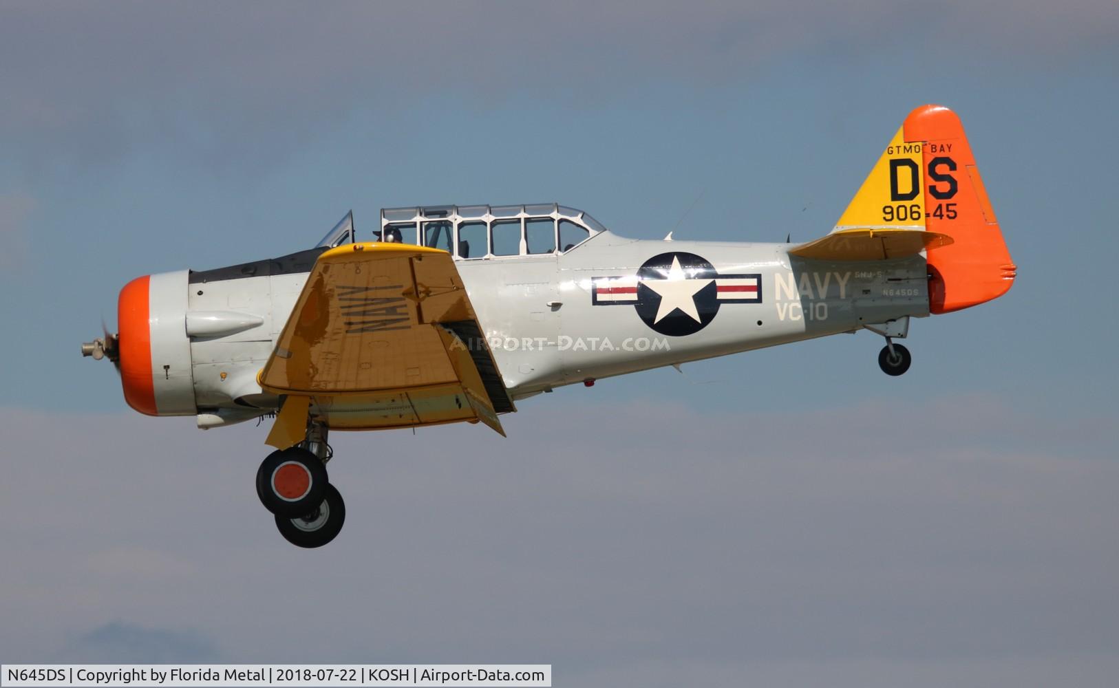 N645DS, 1944 North American SNJ-5 Texan Texan C/N 88-17678, OSH 2018