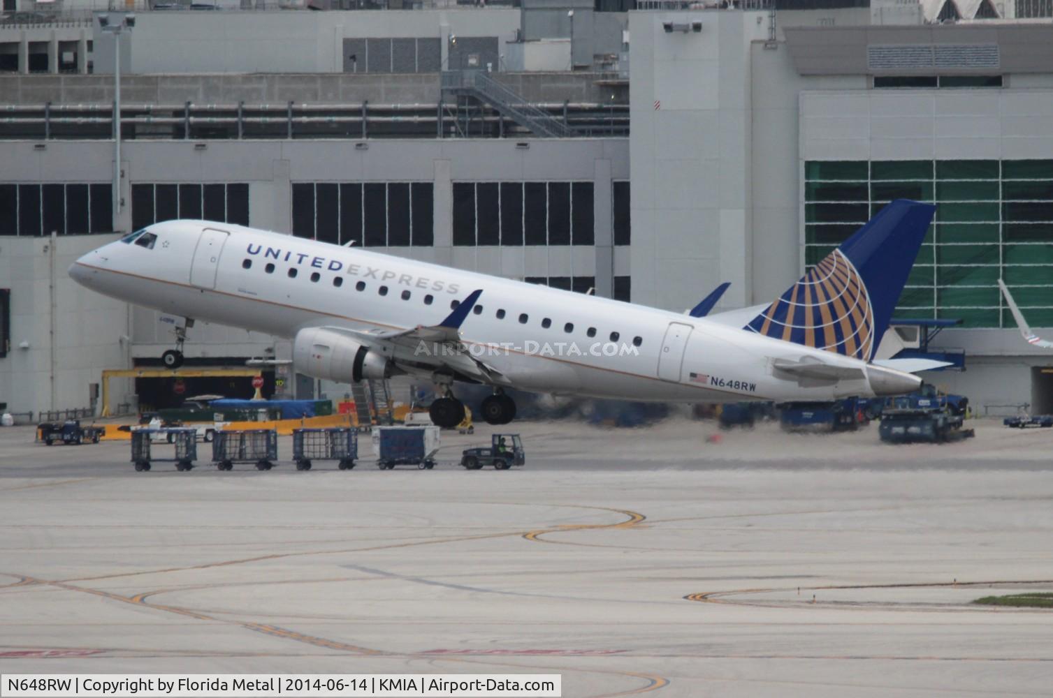 N648RW, 2005 Embraer 170SE (ERJ-170-100SE) C/N 17000068, MIA 2014