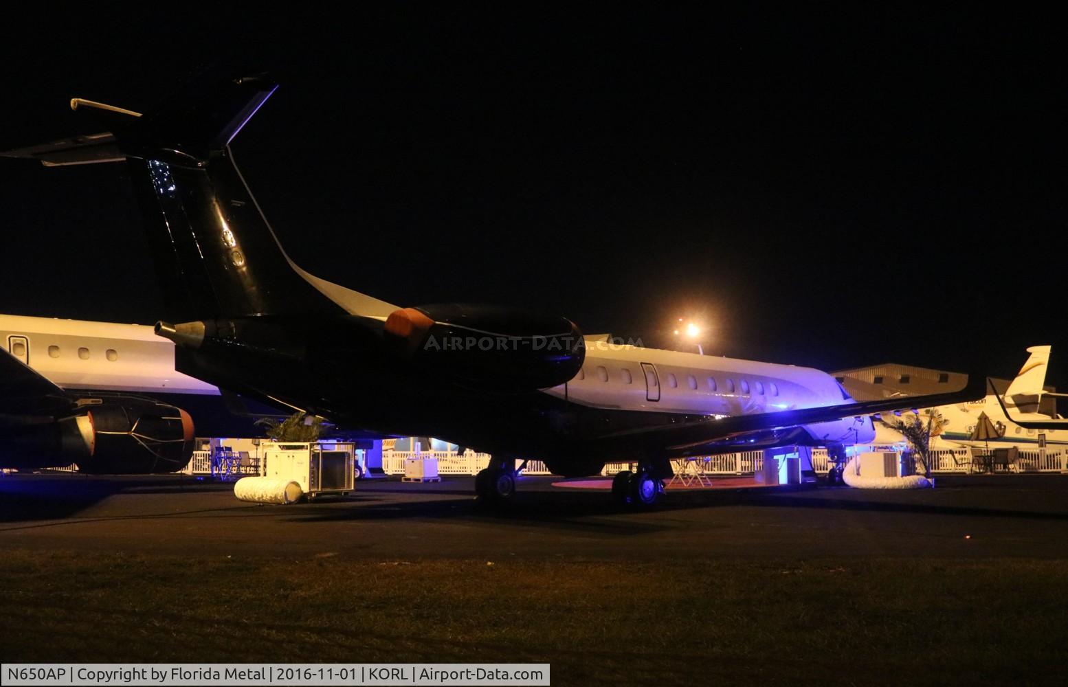 N650AP, 2016 Embraer EMB-135BJ Legacy 650 C/N 14501212, NBAA 2016