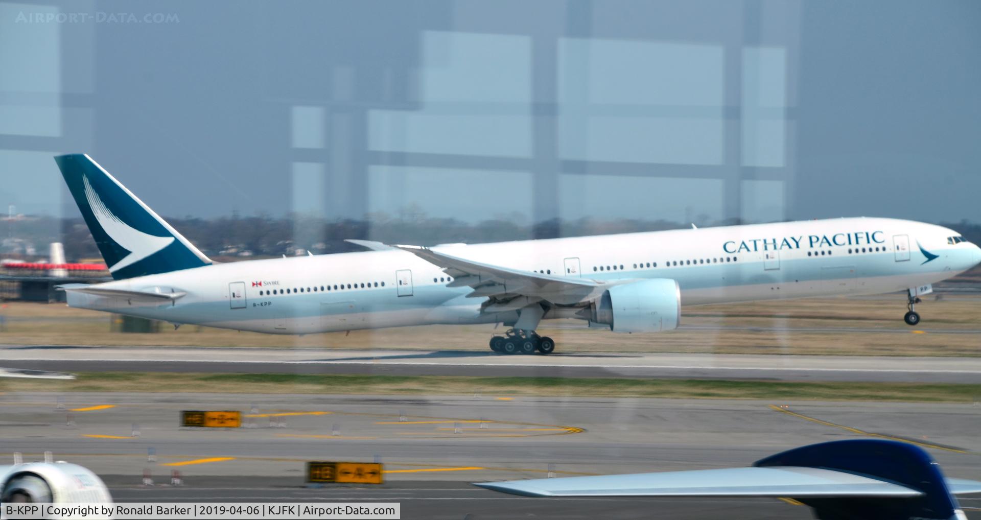 B-KPP, 2010 Boeing 777-367/ER C/N 36164, Takeoff JFK