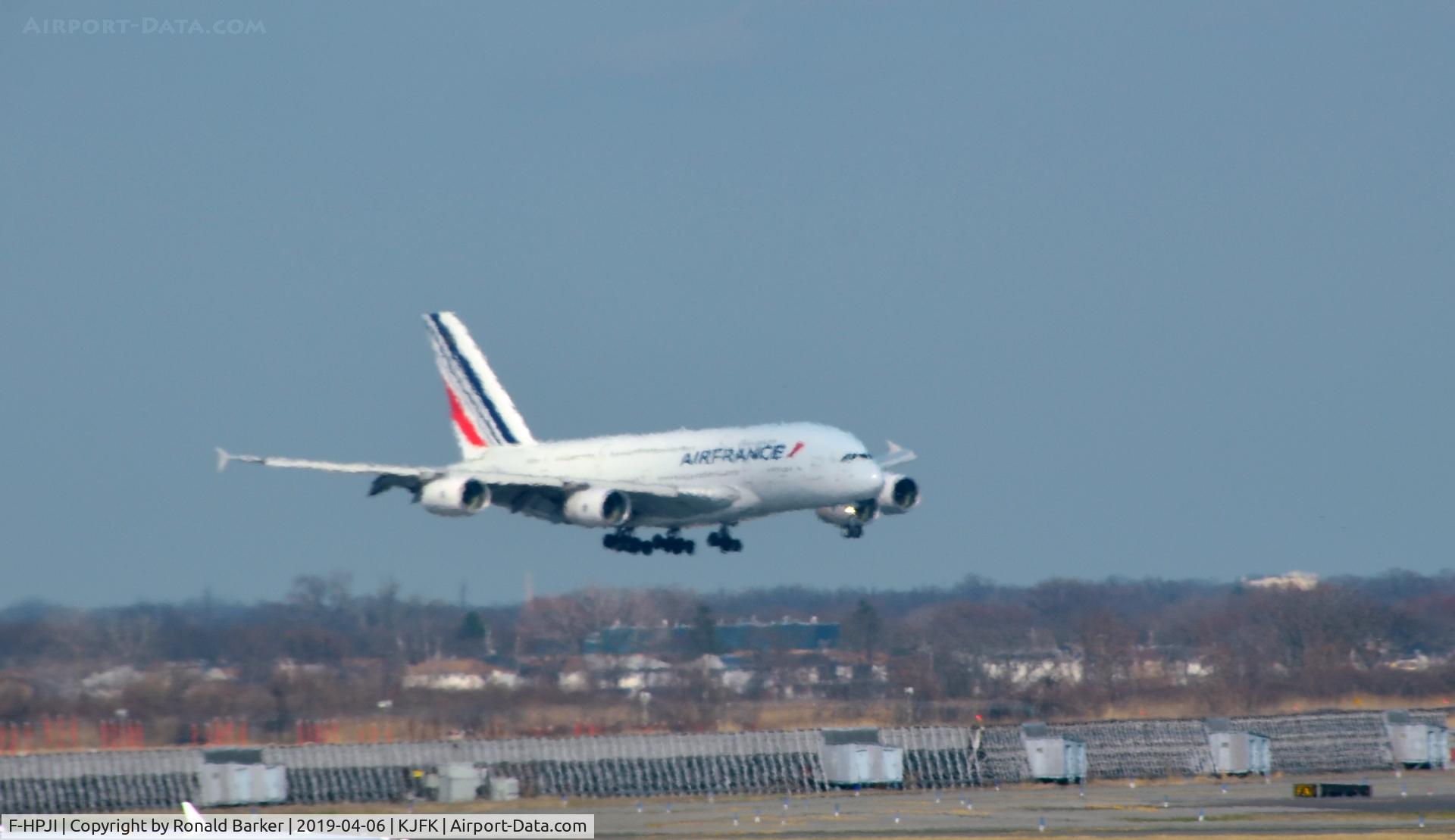 F-HPJI, 2013 Airbus A380-861 C/N 115, Landing JFK