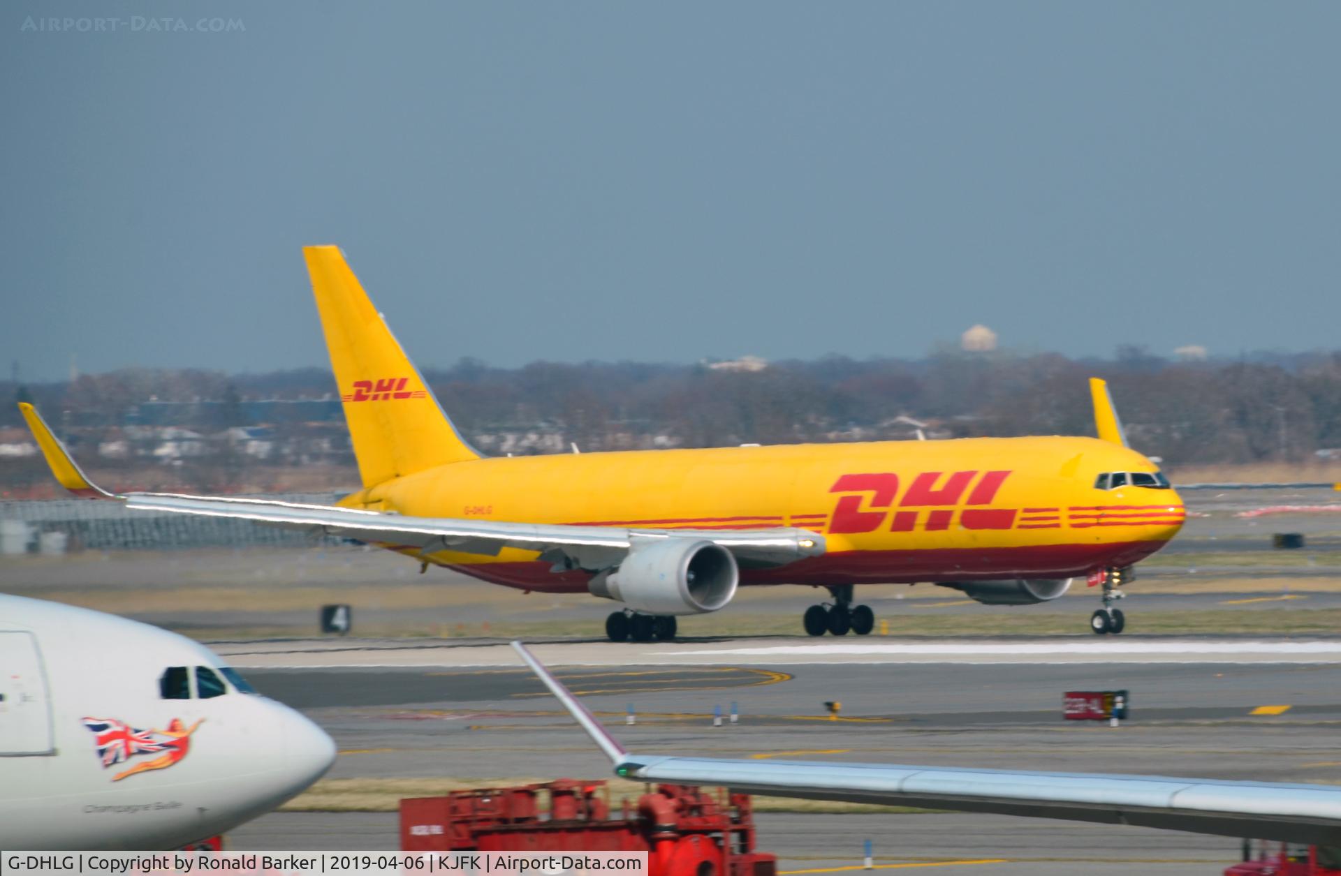 G-DHLG, 2009 Boeing 767-3JHF C/N 37807, Takeoff roll JFK