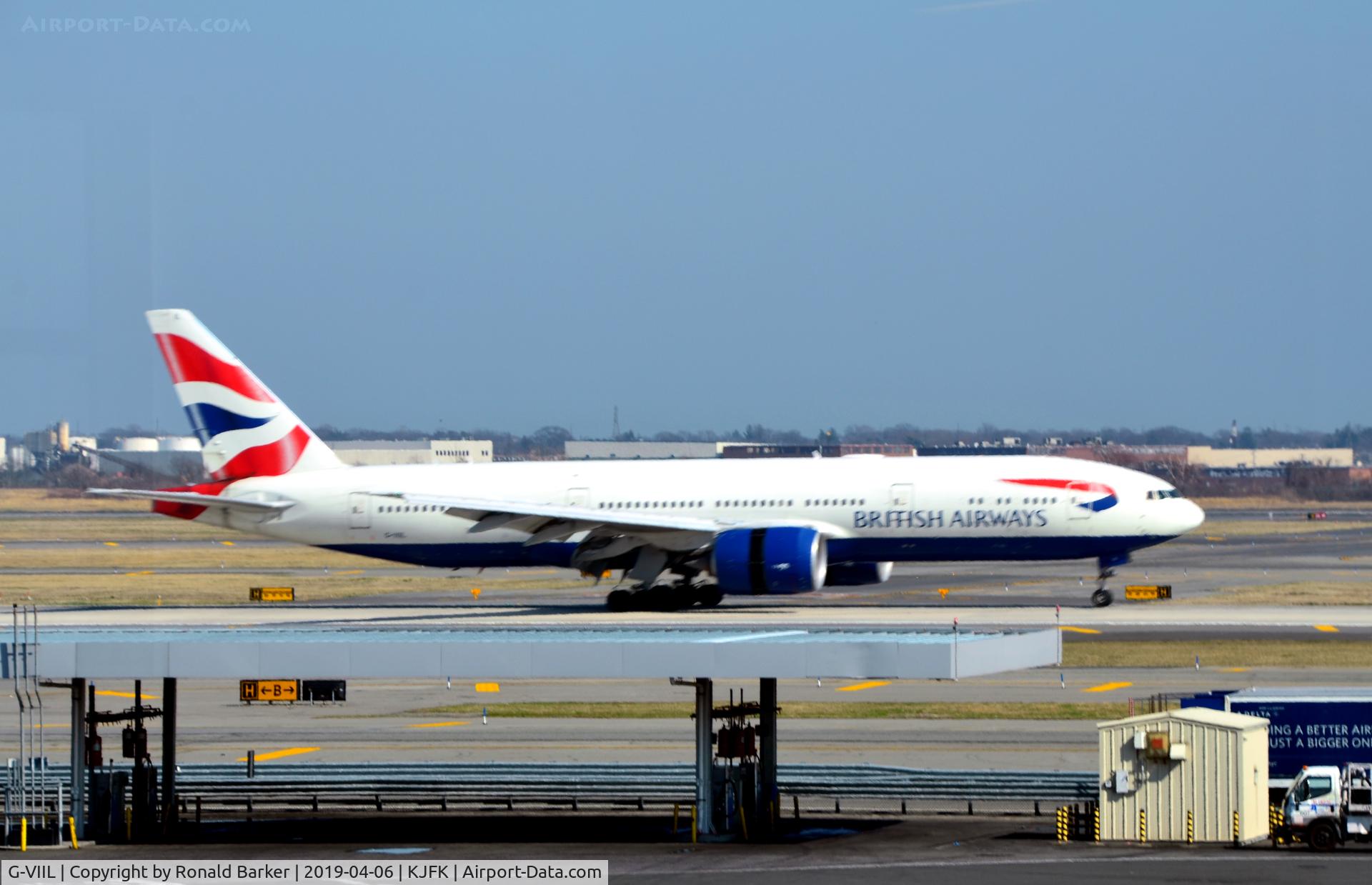 G-VIIL, 1998 Boeing 777-236/ER C/N 27493, Landing roll JFK