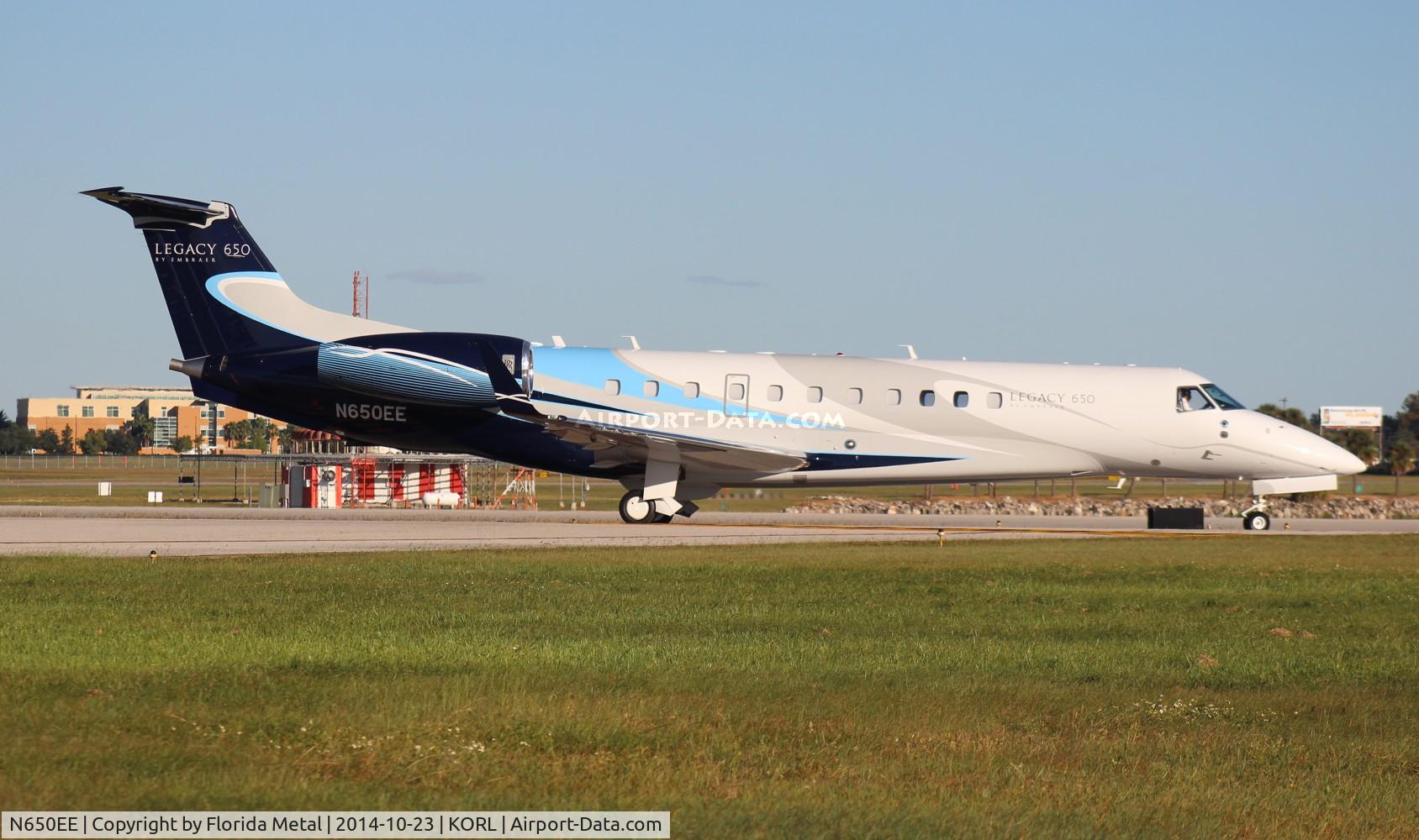 N650EE, 2013 Embraer EMB-135BJ Legacy 650 C/N 14501168, NBAA 2014