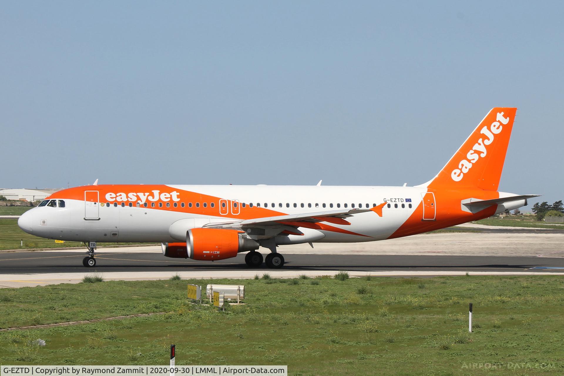 G-EZTD, 2009 Airbus A320-214 C/N 3909, A320 G-EZTD Easyjet