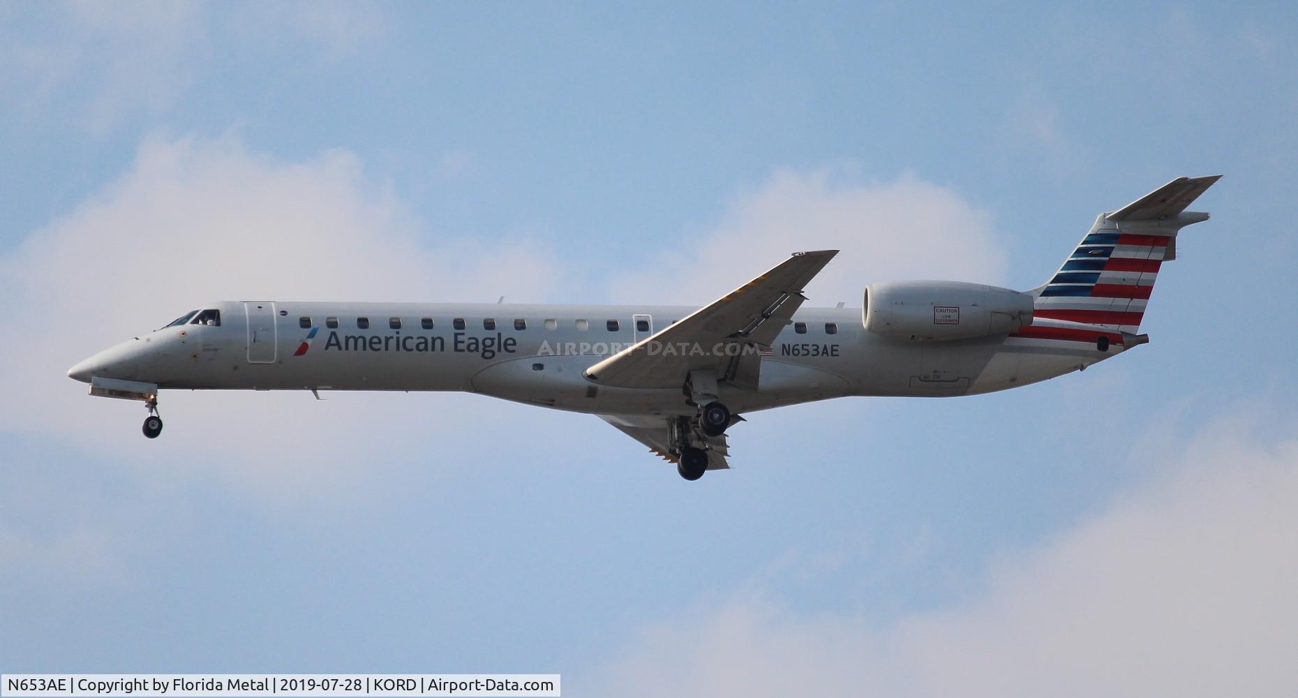 N653AE, 2001 Embraer ERJ-145LR (EMB-145LR) C/N 145433, ORD 2019