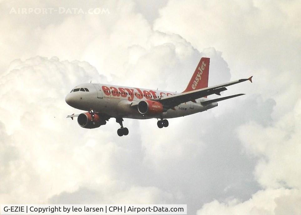 G-EZIE, 2005 Airbus A319-111 C/N 2446, Copenhagen