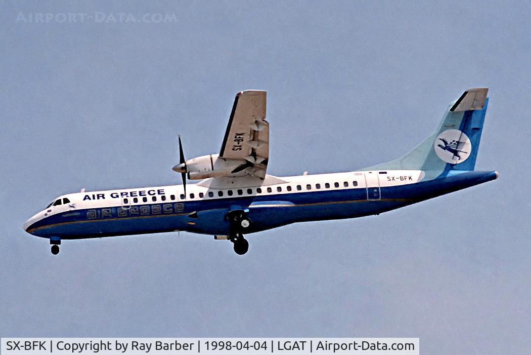 SX-BFK, 1992 ATR 72-202 C/N 313, SX-BFK   Aerospatiale ATR 72-202 [313] (Air Greece) Athens-Hellinikon~SX 04/04/1998
