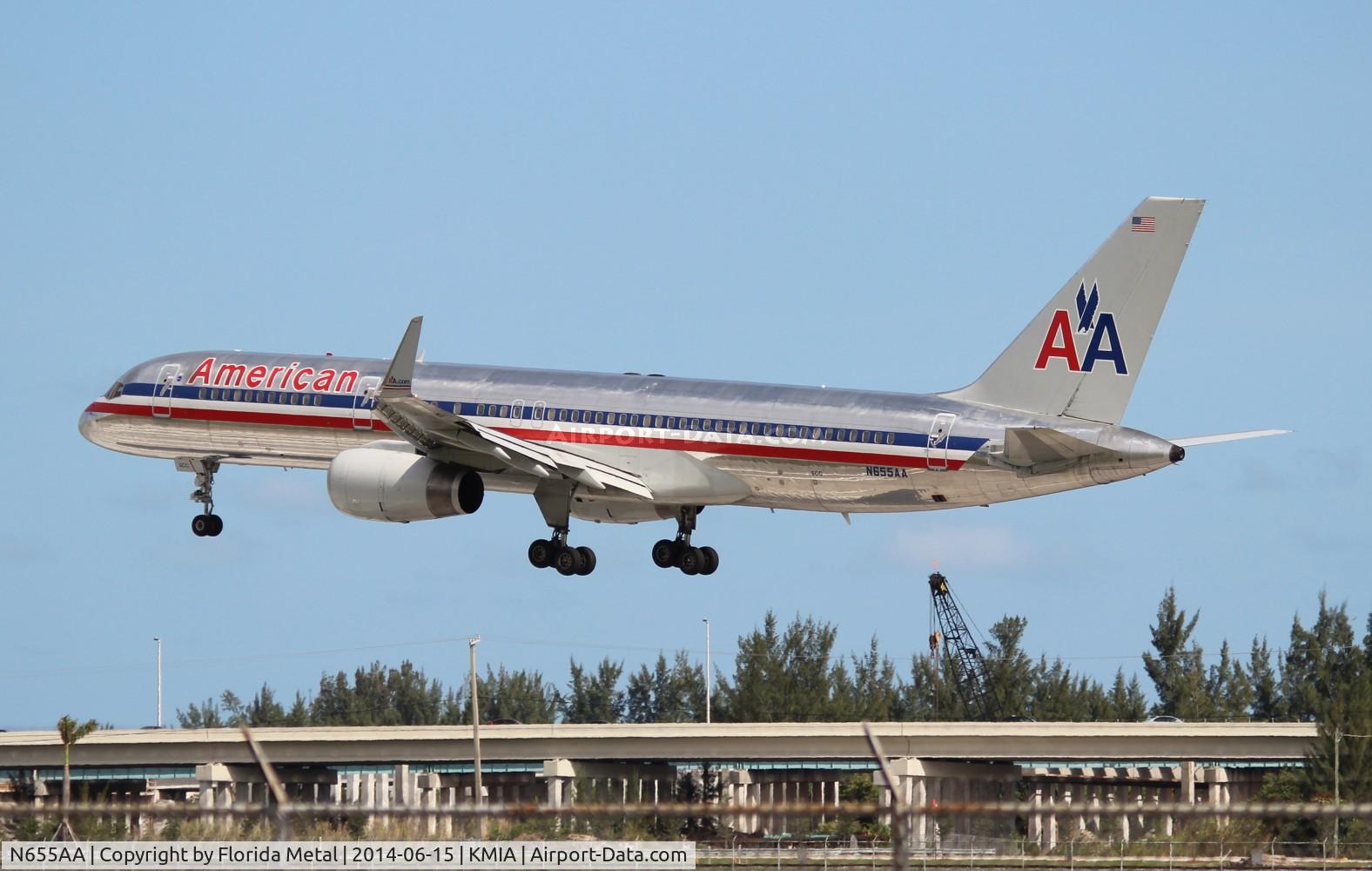 N655AA, 1991 Boeing 757-223 C/N 24613, MIA 2014