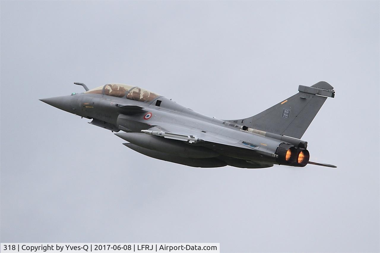 318, Dassault Rafale B C/N 318, Dassault Rafale B, Climbing from rwy 26, Landivisiau naval air base (LFRJ) Tiger Meet 2017