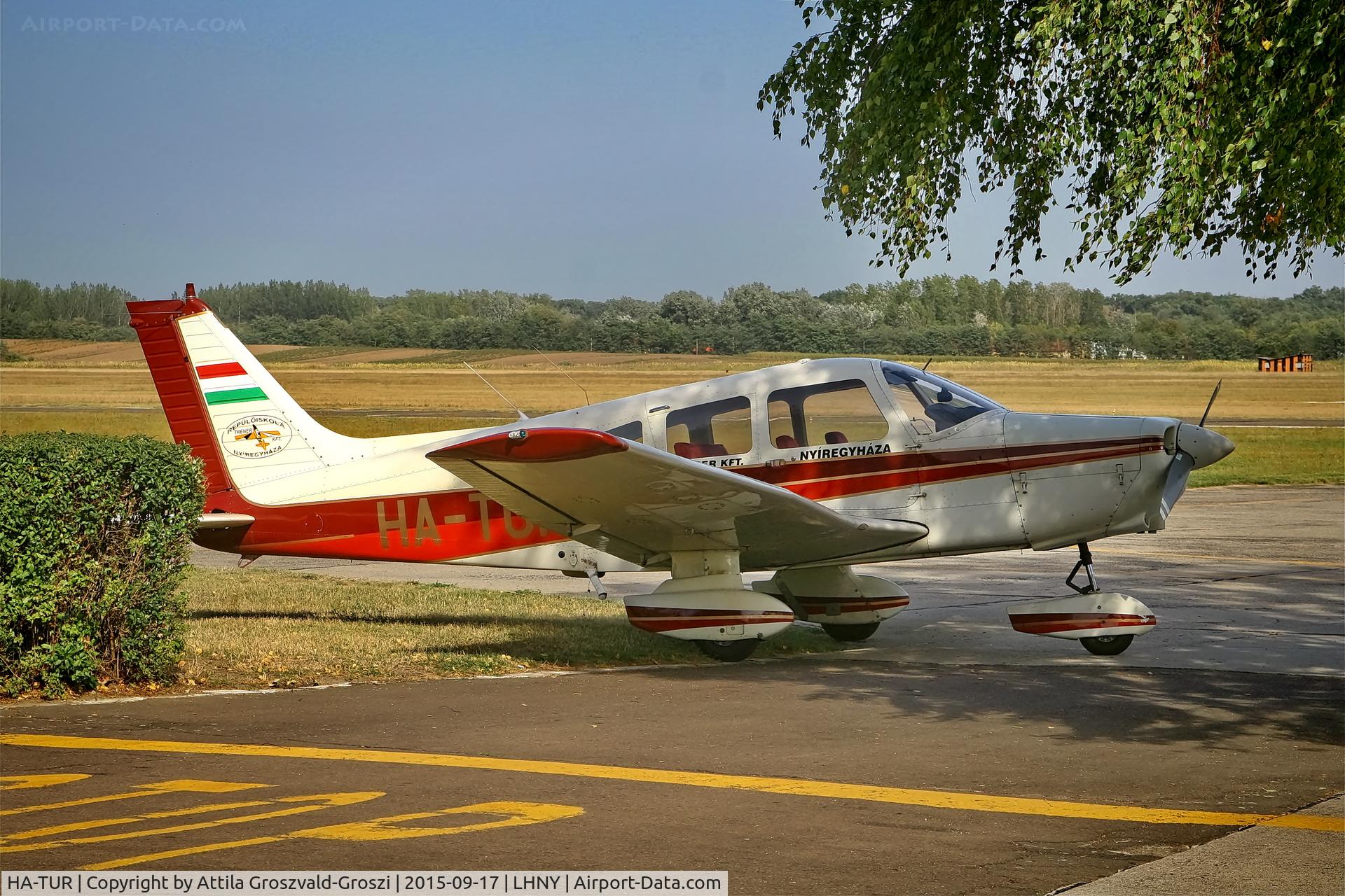 HA-TUR, Piper PA-28-161 C/N 287816189, LHNY - Nyíregyháza Airport, Hungary