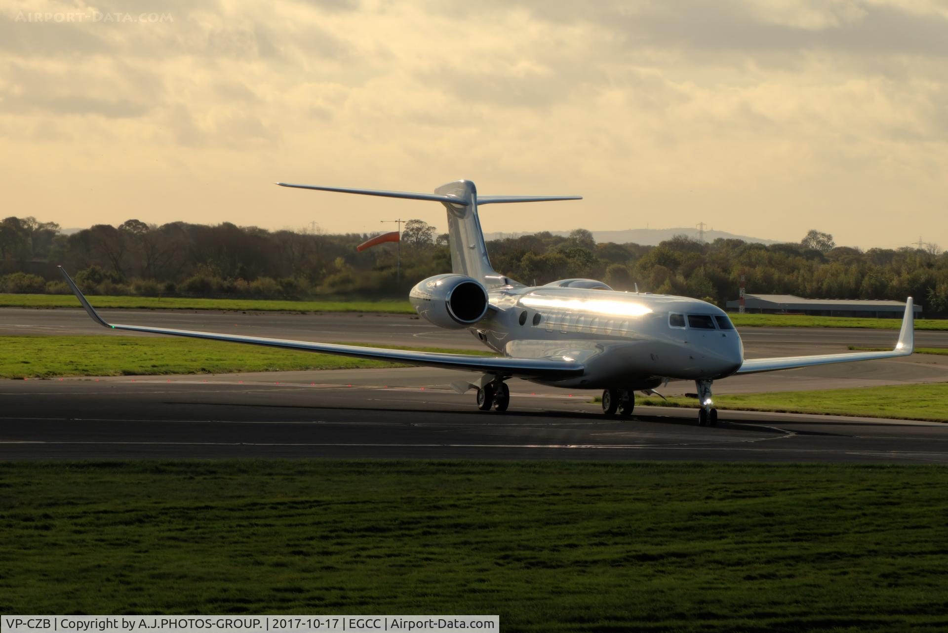 VP-CZB, 2015 Gulfstream Aerospace G650 (G-VI) C/N 6129, taxing in to go to the FBO exc ramp
