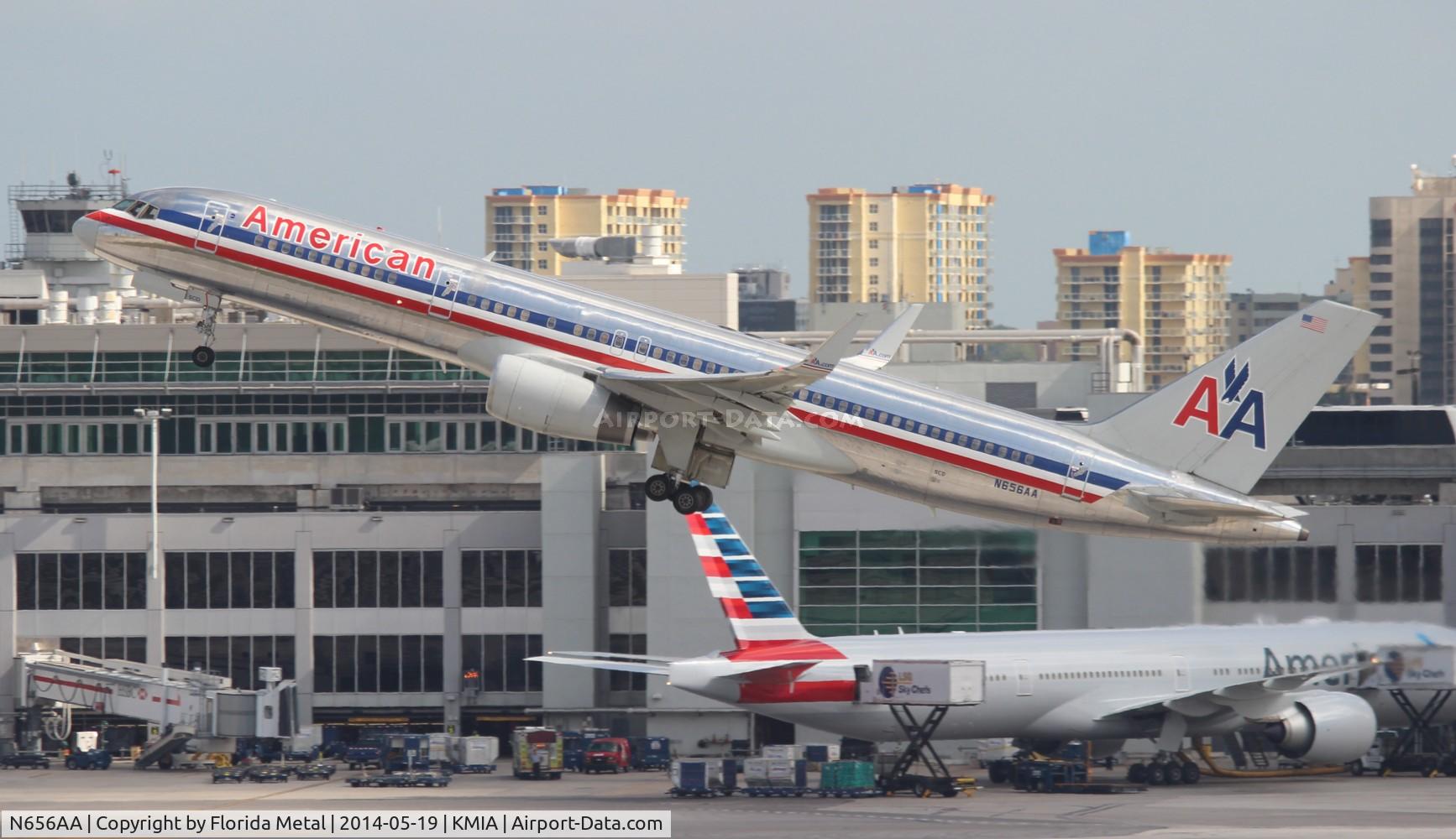 N656AA, 1991 Boeing 757-223 C/N 24614, MIA 2014