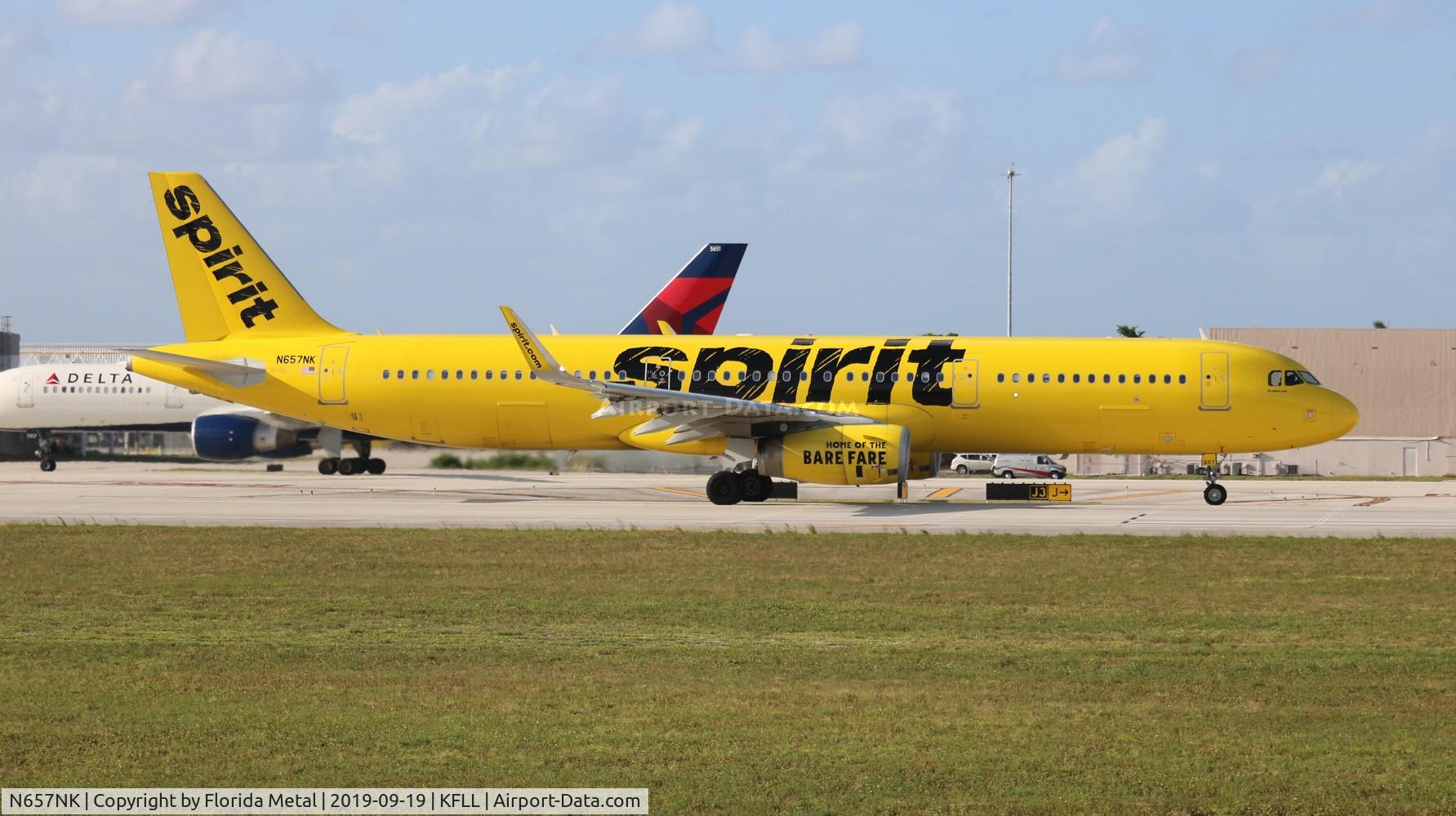 N657NK, 2015 Airbus A321-231 C/N 6672, FLL 2019