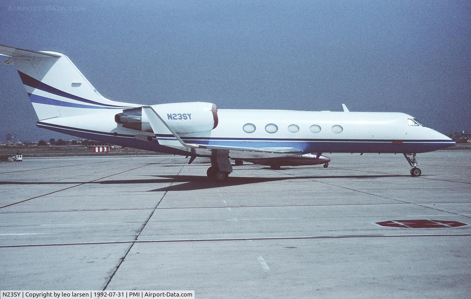 N23SY, 1989 Gulfstream Aerospace Gulfstream IV C/N 1086, Palma de Mallorca 31.7.1992