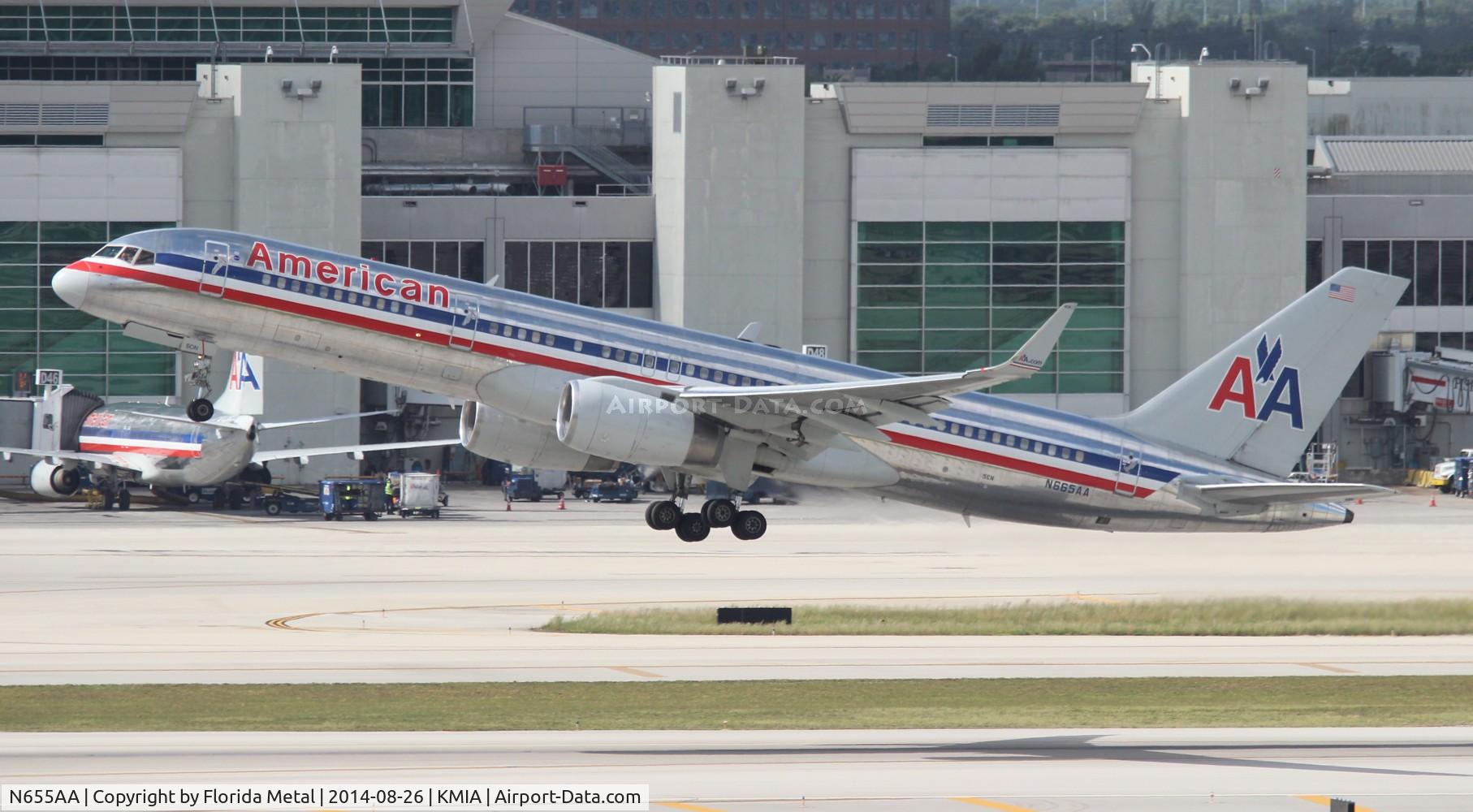 N655AA, 1991 Boeing 757-223 C/N 24613, MIA 2014