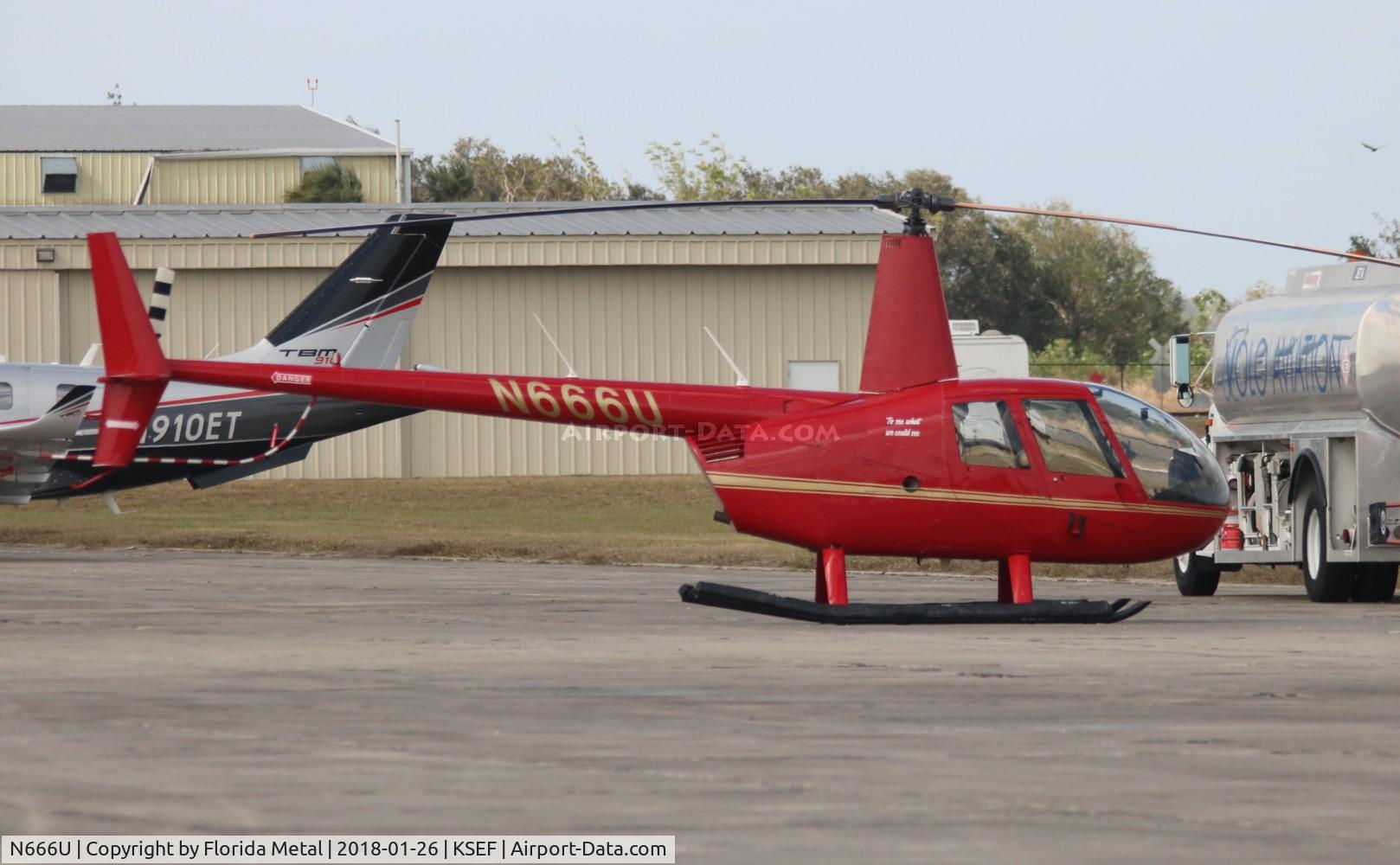 N666U, 2004 Robinson R44 II C/N 10476, Sebring 2018