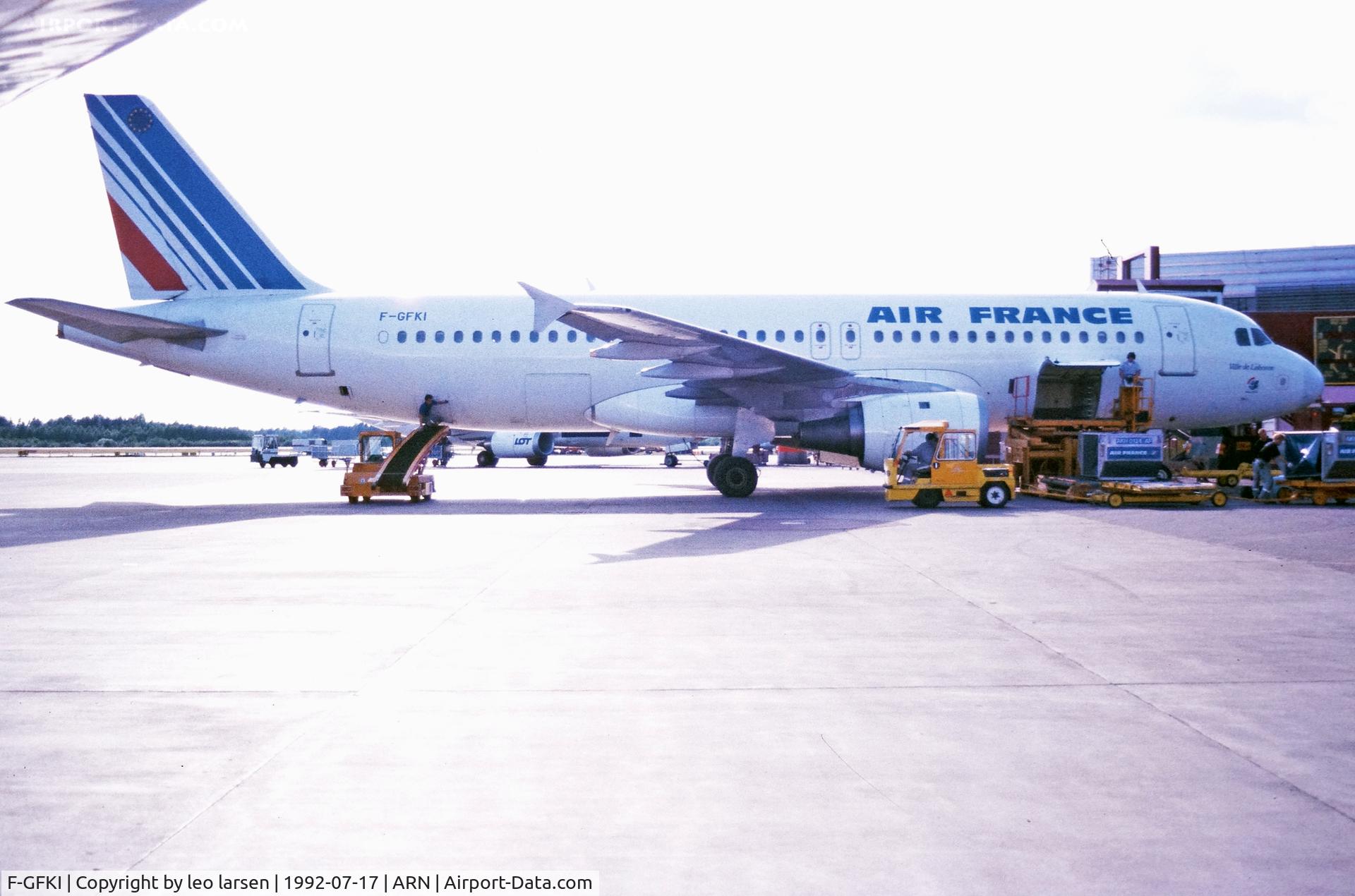 F-GFKI, 1989 Airbus A320-211 C/N 0062, Arlanda 17.7.1992