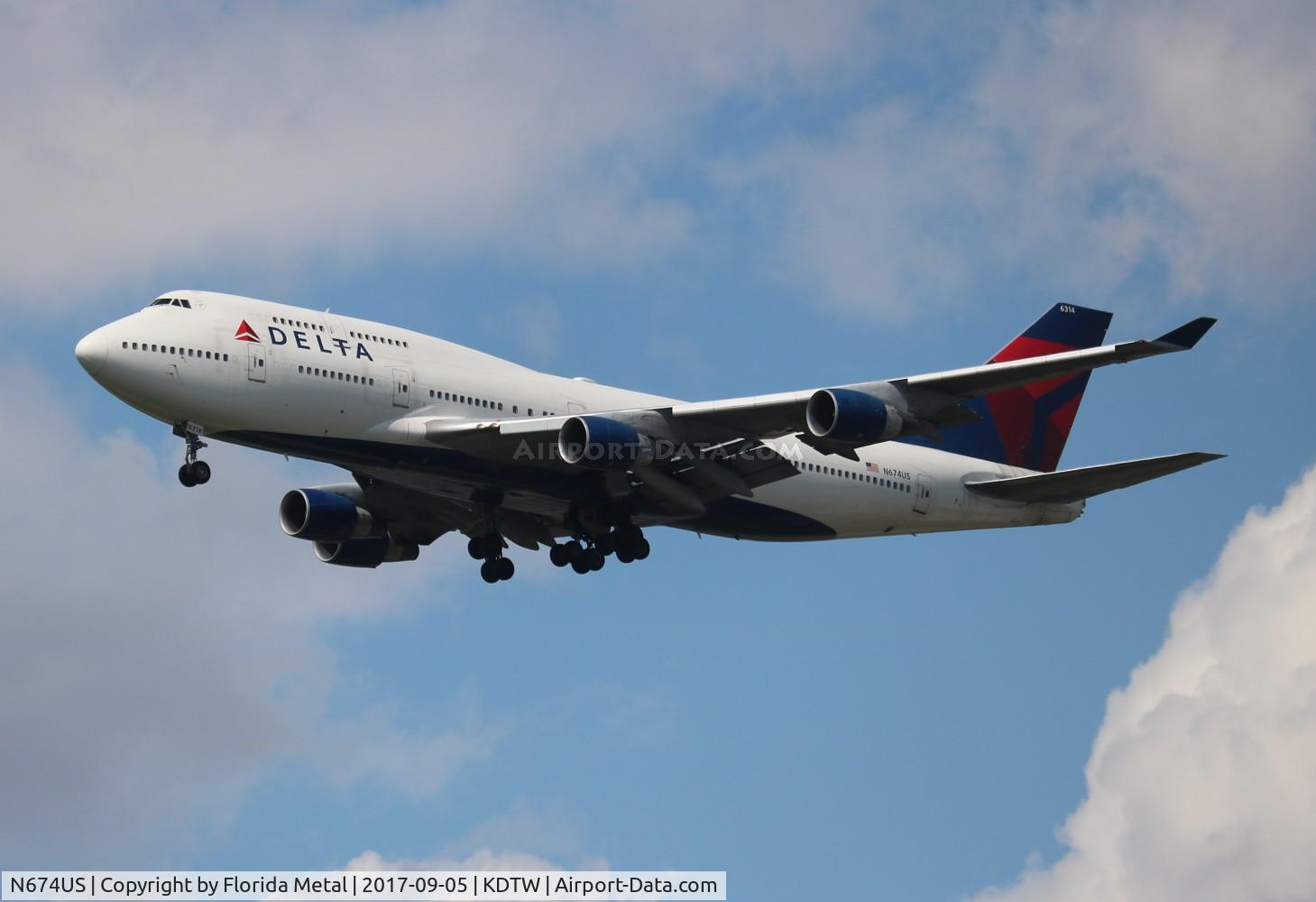 N674US, 1999 Boeing 747-451 C/N 30269, DTW 2017
