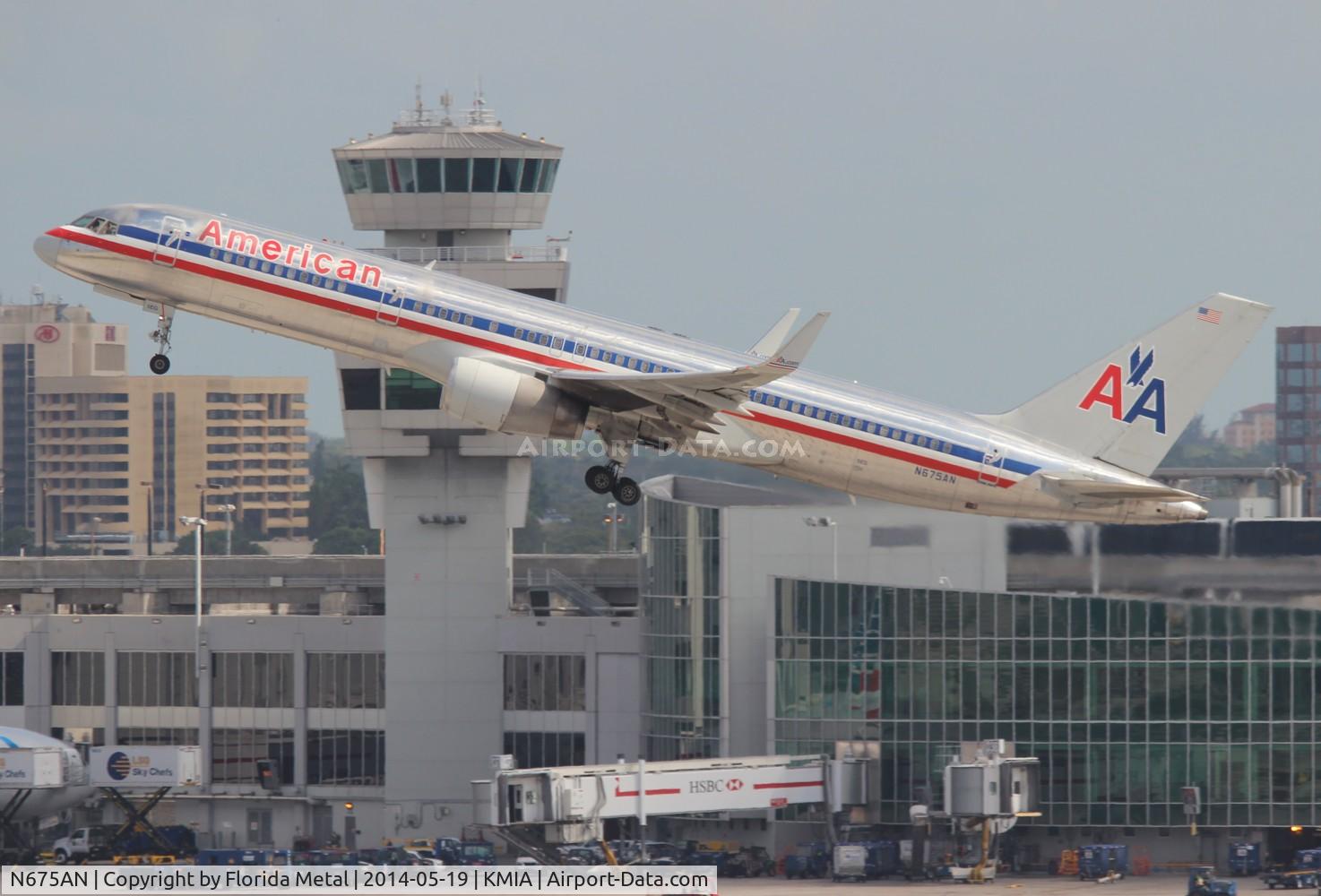 N675AN, 1998 Boeing 757-223 C/N 29425, MIA 2014