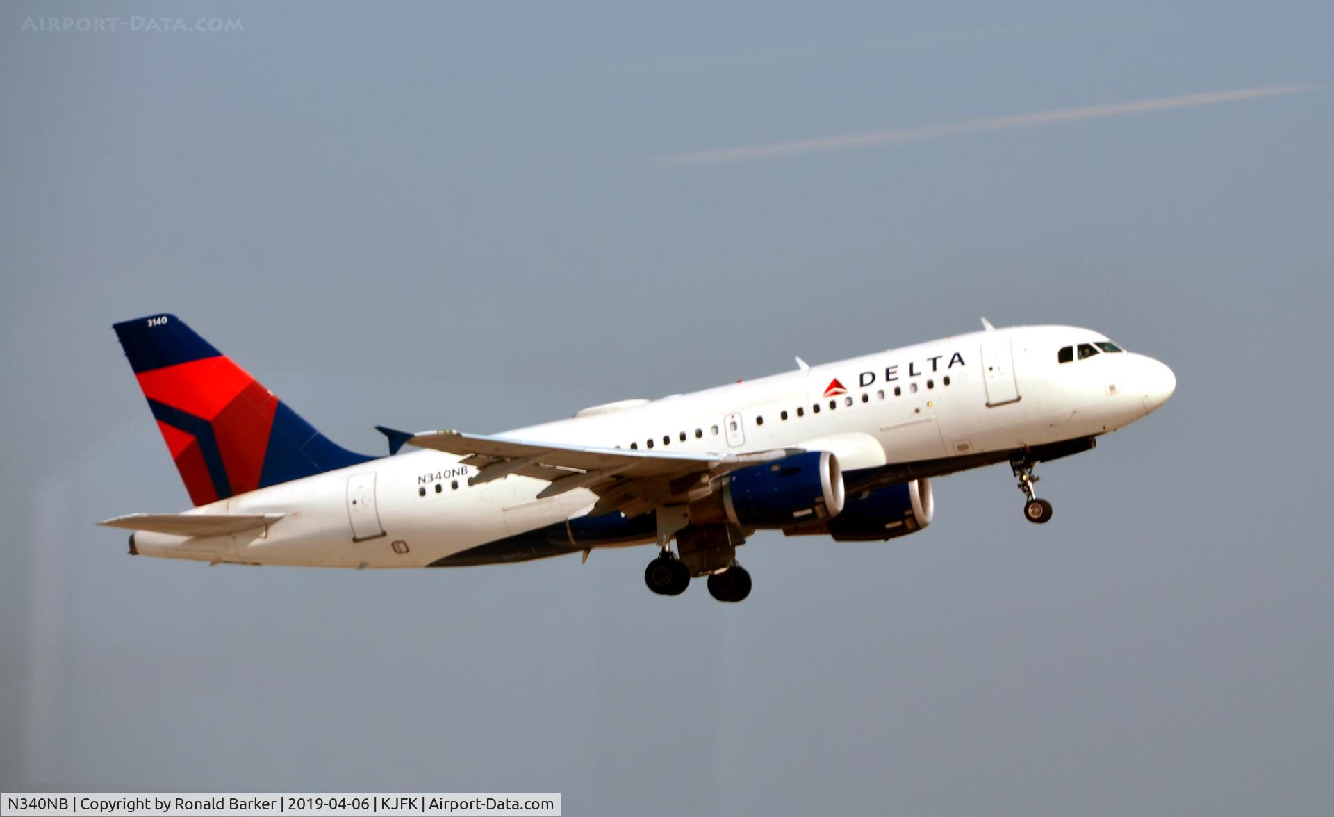 N340NB, 2002 Airbus A319-114 C/N 1714, Takeoff JFK