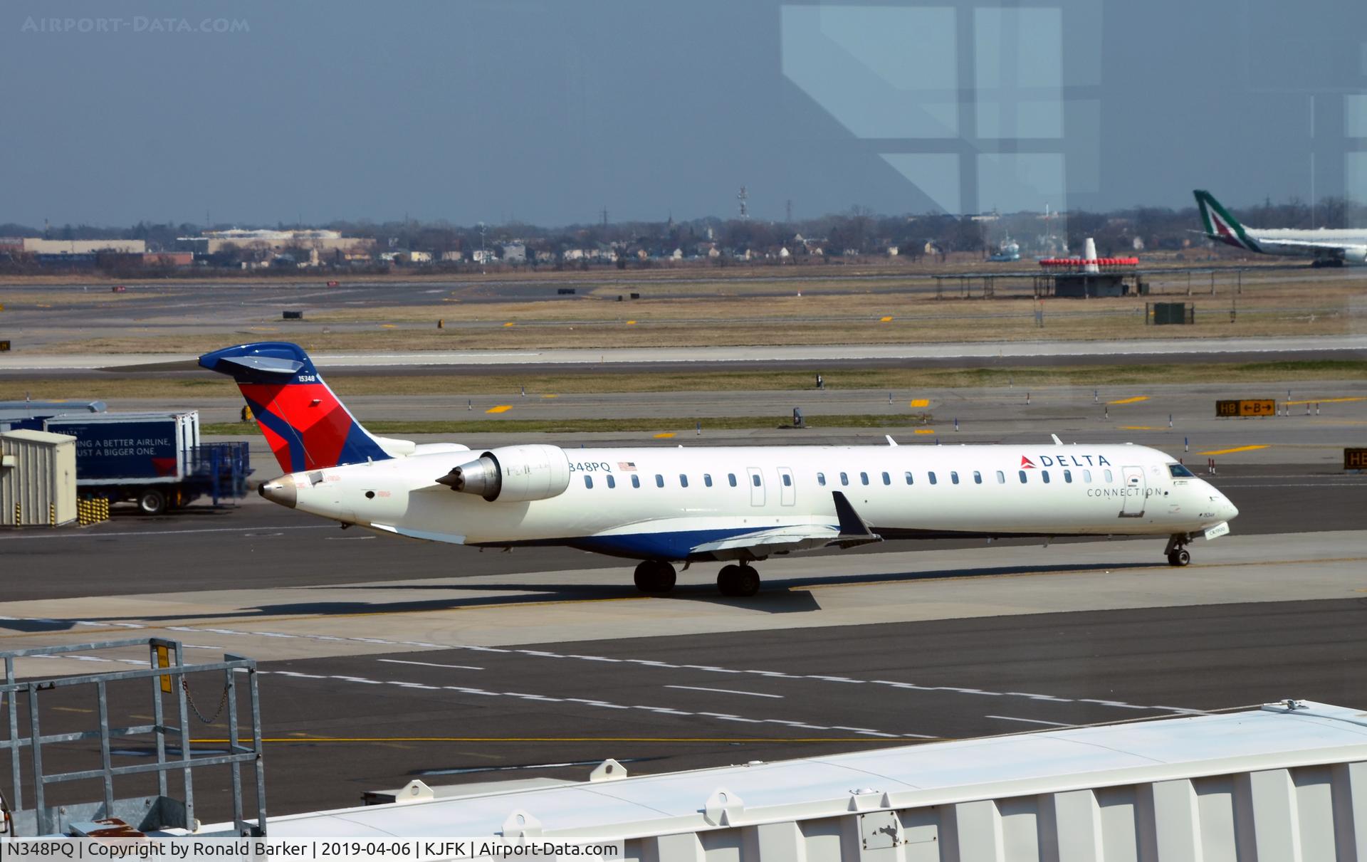 N348PQ, 2015 Bombardier CRJ-900LR (CL-600-2D24) C/N 15348, Taxi JFK