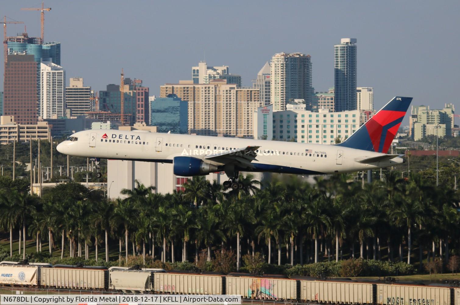 N678DL, 1998 Boeing 757-232 C/N 25983, FLL 2018