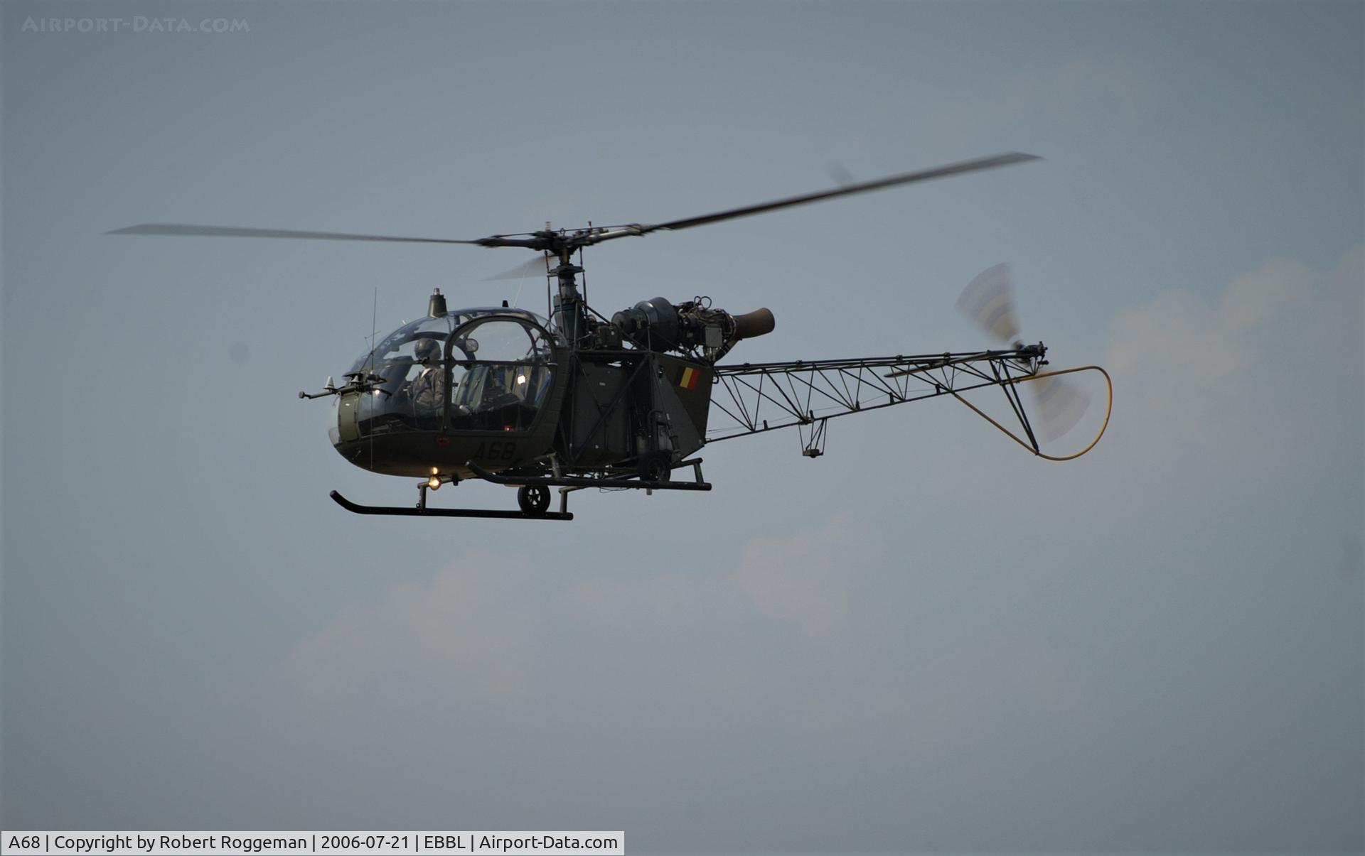 A68, 1968 Sud Aviation SA-318C Alouette II Astazou C/N 2068, Kleine Brogel Photo Call .LOW PASSS.