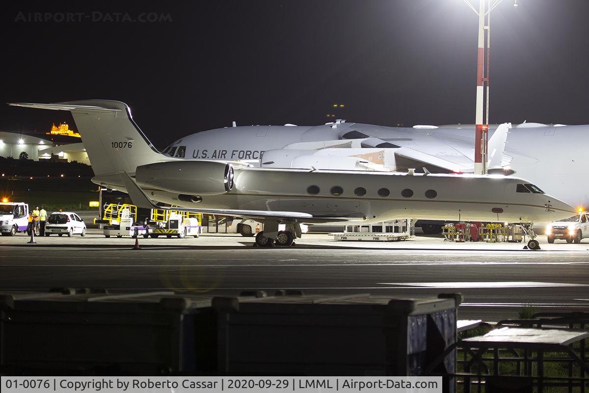 01-0076, 2001 Gulfstream Aerospace C-37A (G-V) C/N 645, Park 9