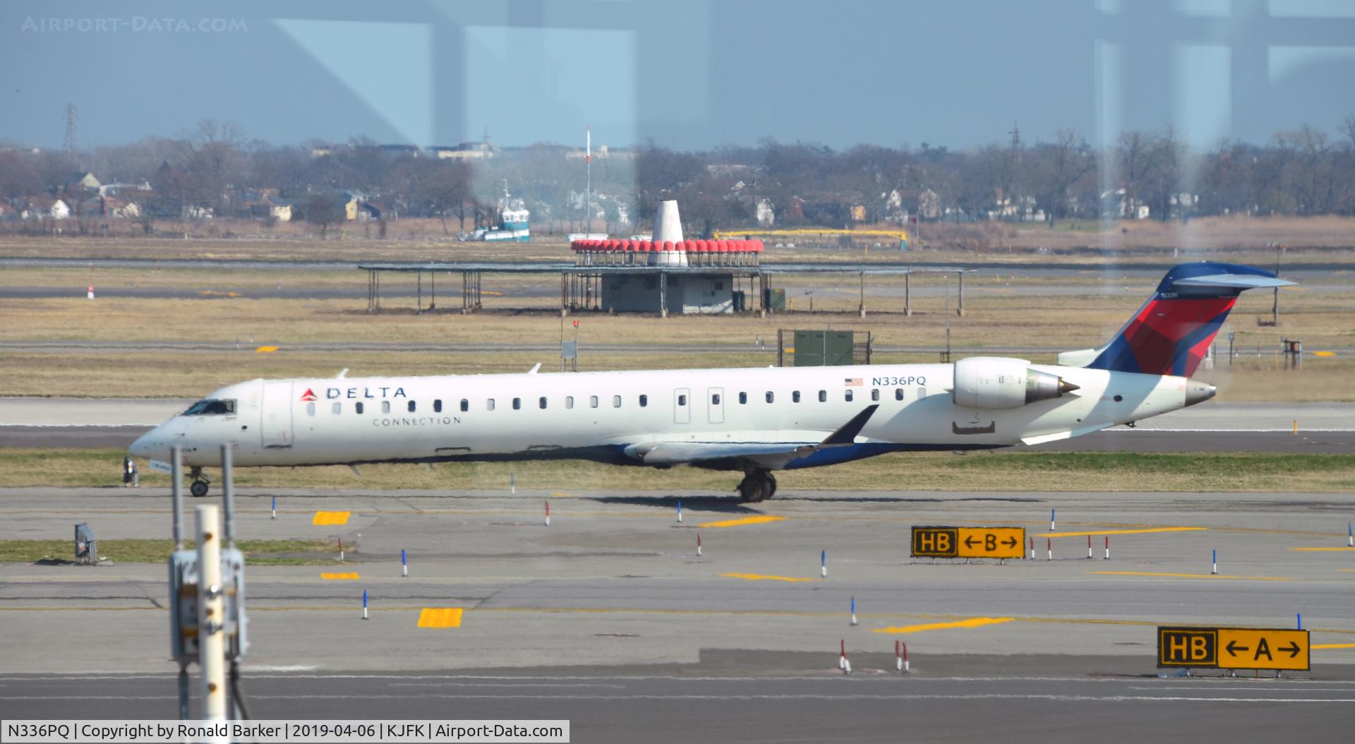 N336PQ, 2014 Bombardier CL 600-2D24 C/N 15336, Taxi JFK