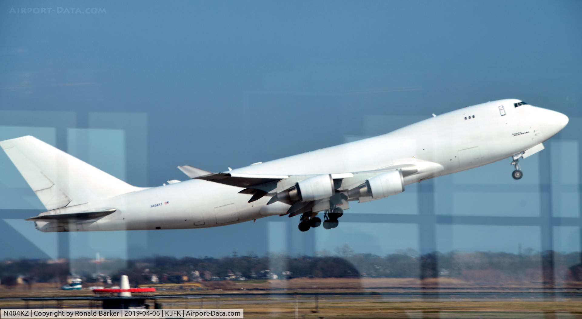 N404KZ, 2006 Boeing 747-481F(SCD) C/N 34283, Takeoff JFK