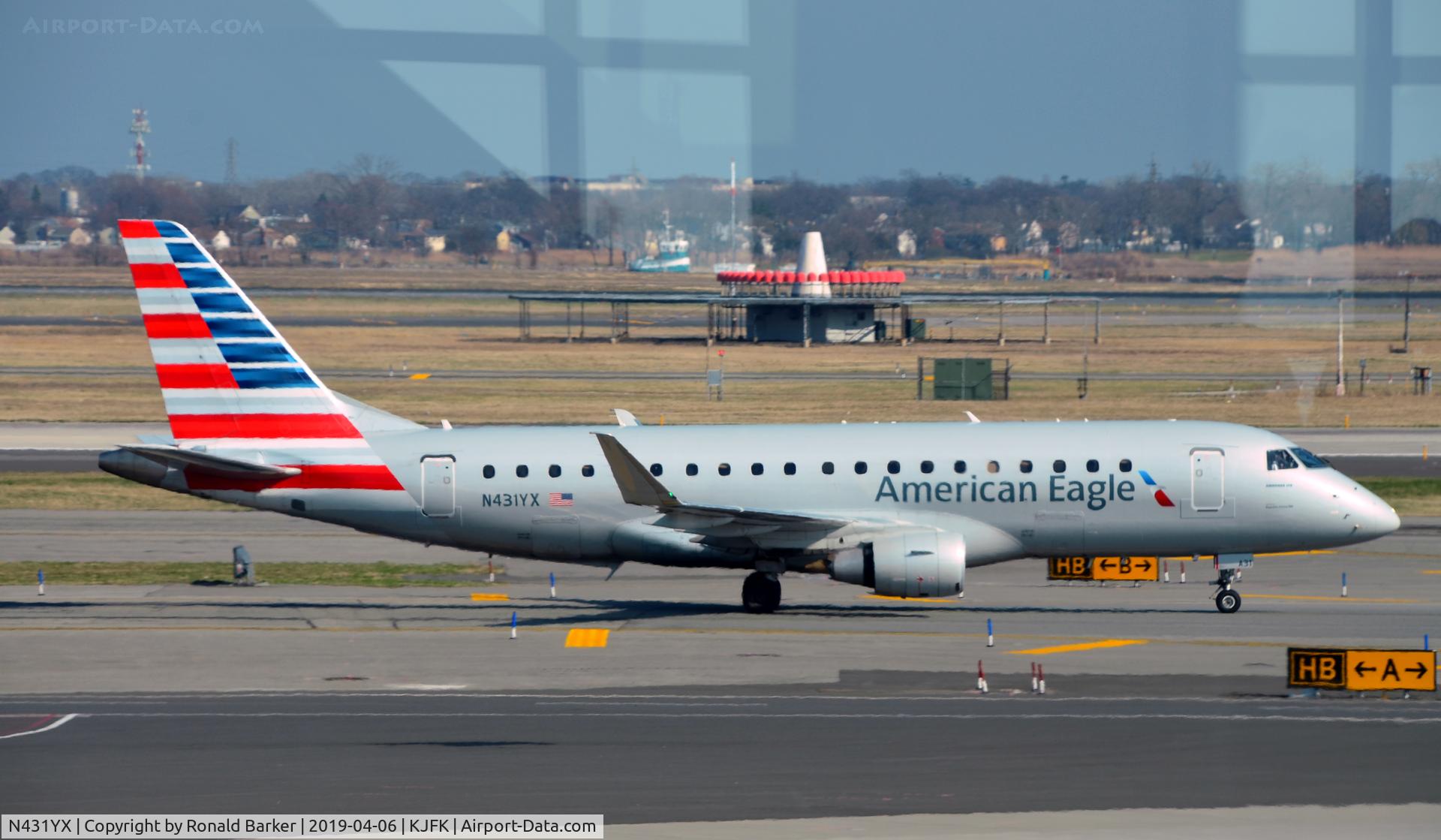 N431YX, 2014 Embraer 175LR (ERJ-170-200LR) C/N 17000413, Taxi JFK