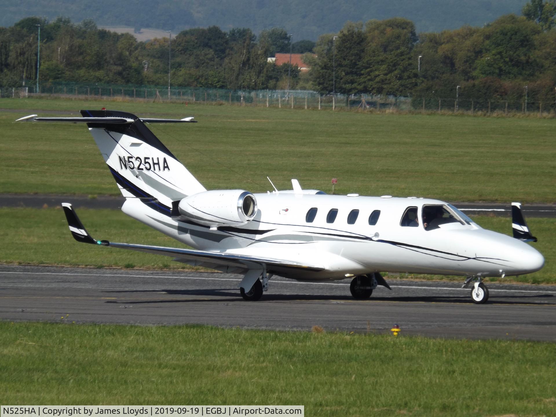 N525HA, 1994 Cessna 525 CitationJet CJ1 C/N 525-0081, Back Tracking RW 27 at Gloucestershire Airport.