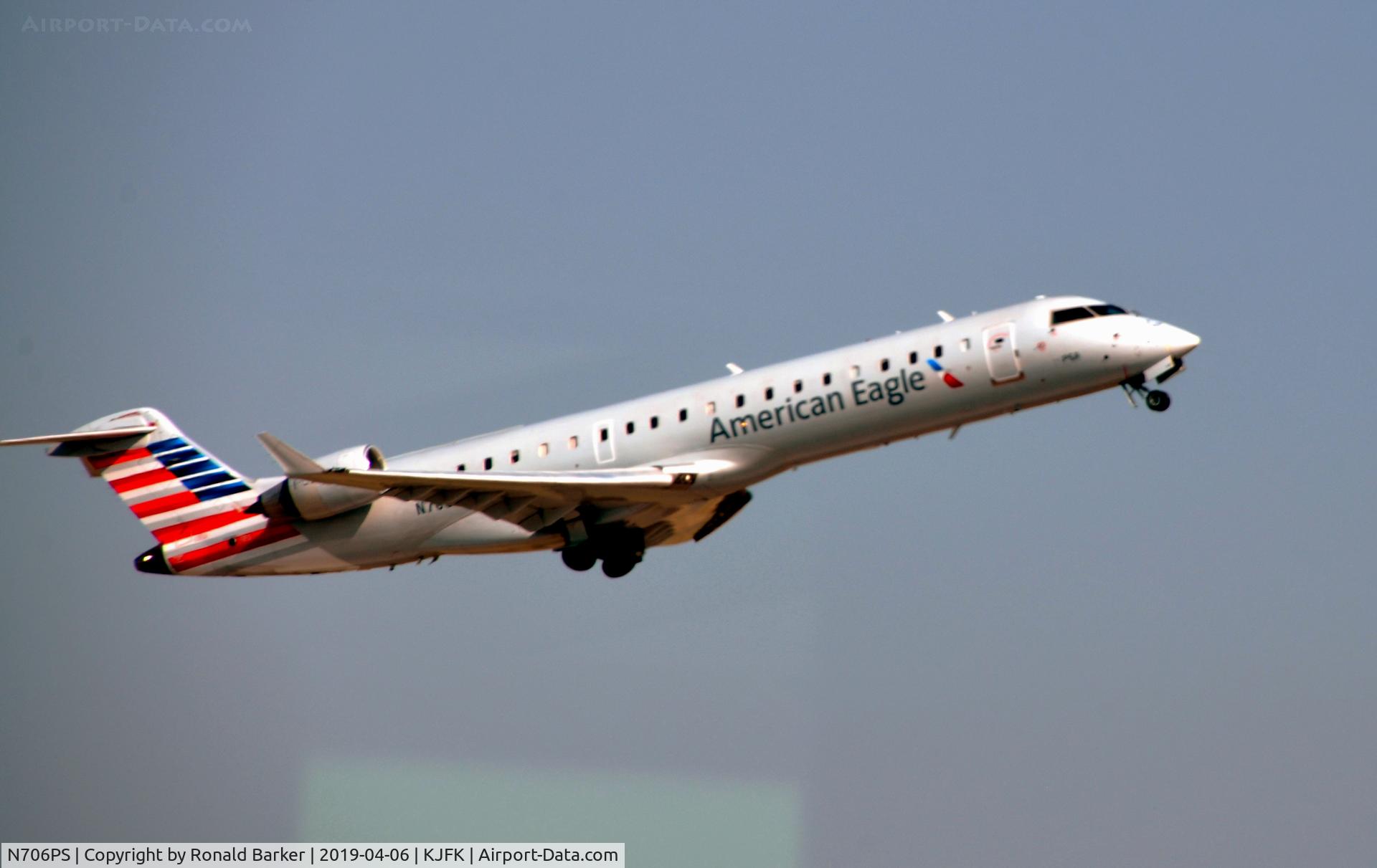 N706PS, 2004 Bombardier CRJ-701 (CL-600-2C10) Regional Jet C/N 10150, Takeoff JFK