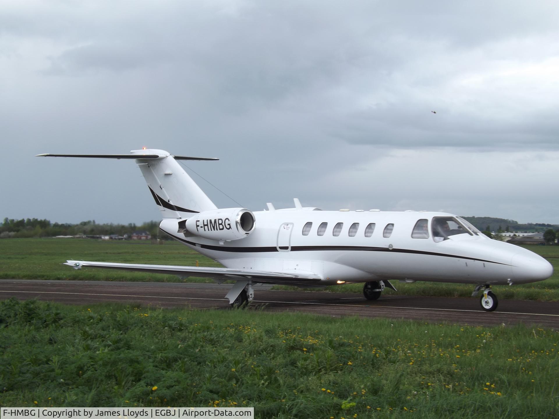 F-HMBG, 2003 Cessna 525A CitationJet CJ2 C/N 525A-0142, Taxing in to TLJC at Gloucestershire Airport.