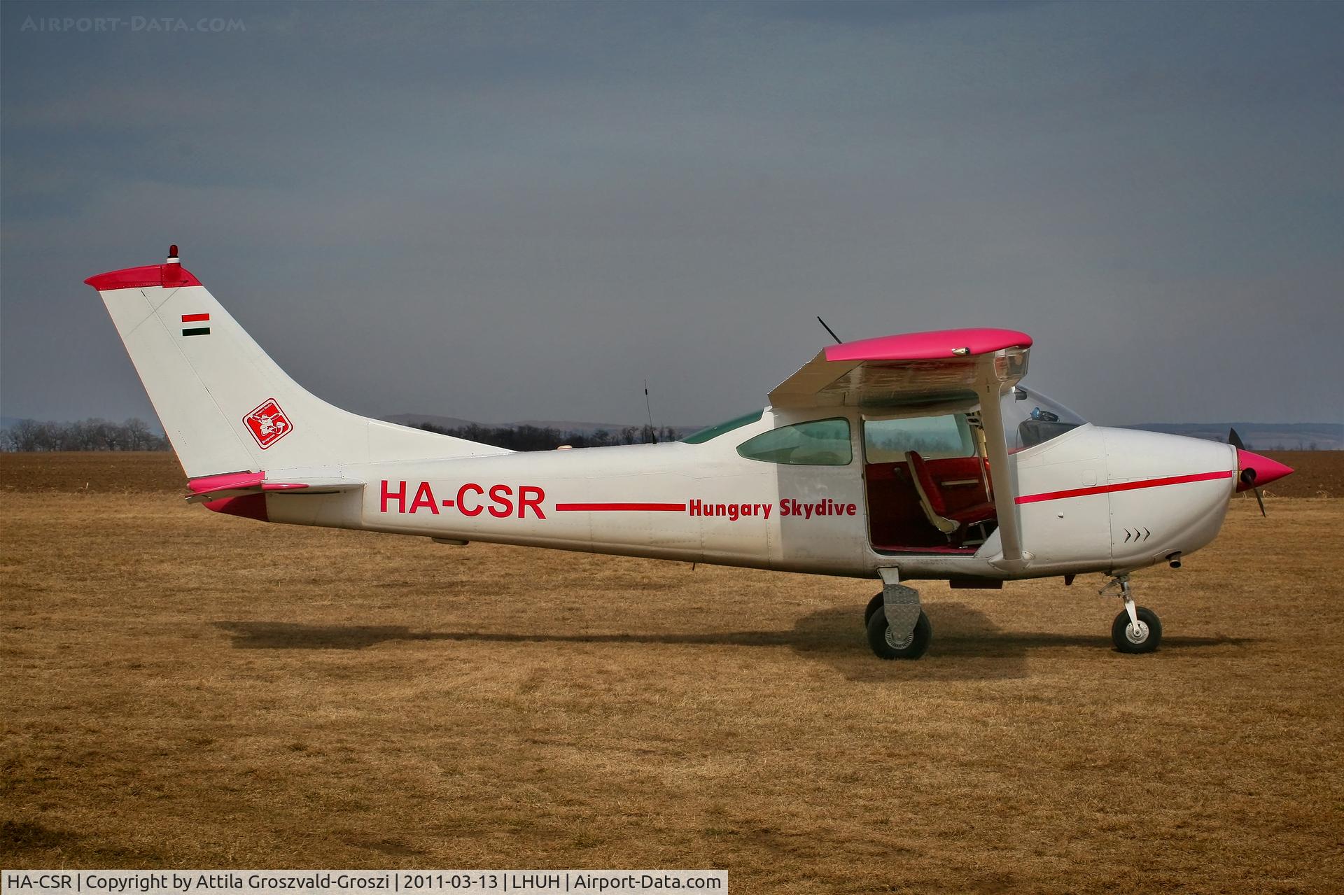 HA-CSR, 1965 Cessna 182H Skylane Skylane C/N 18255849, LHUH - Úrhida Airport, hungary
