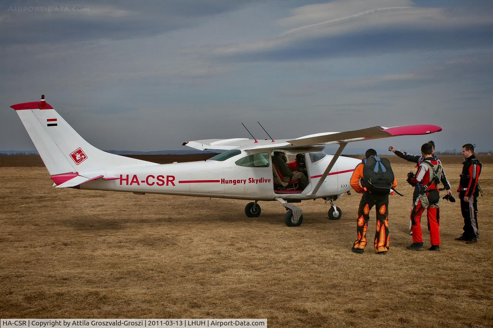 HA-CSR, 1965 Cessna 182H Skylane Skylane C/N 18255849, LHUH - Úrhida Airport, hungary