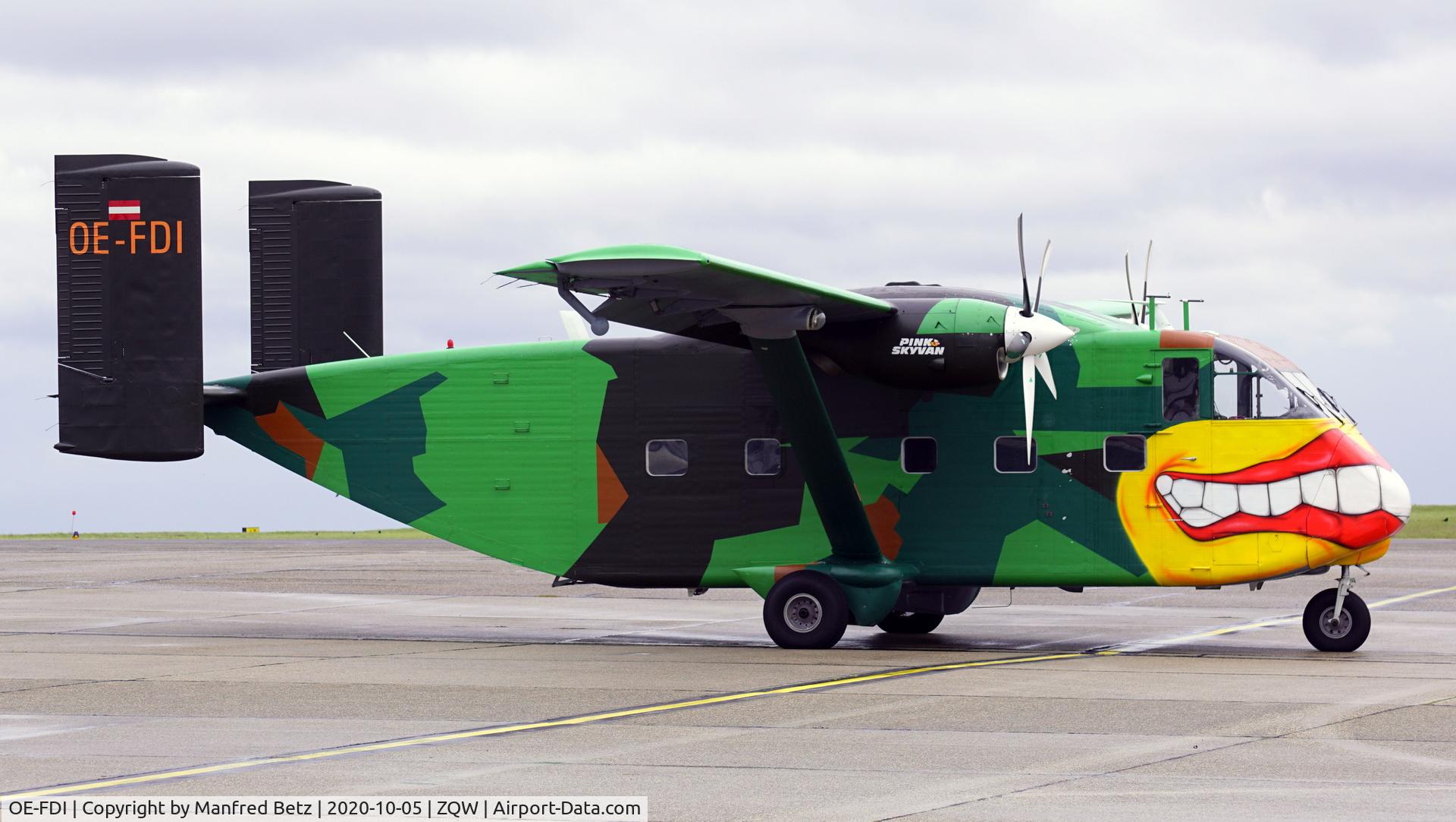 OE-FDI, 1969 Short SC-7 Skyvan S3 C/N SH.1932, Skyvan am EDRZ