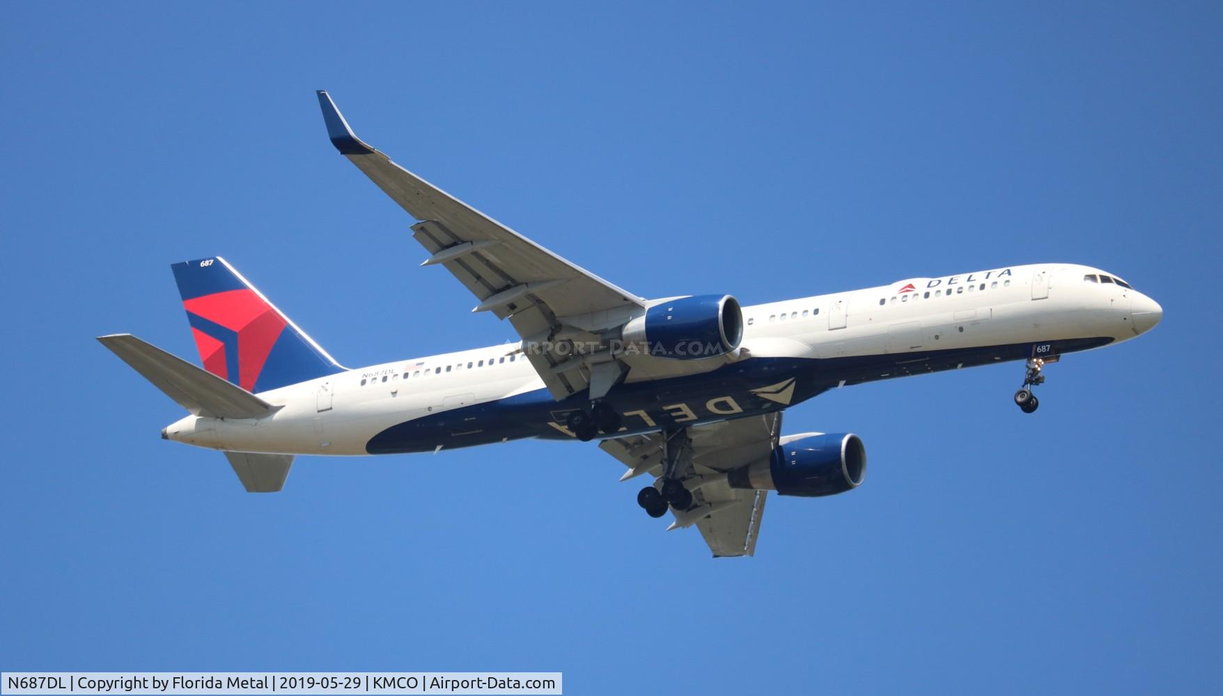N687DL, 1998 Boeing 757-232 C/N 27586, MCO 2019