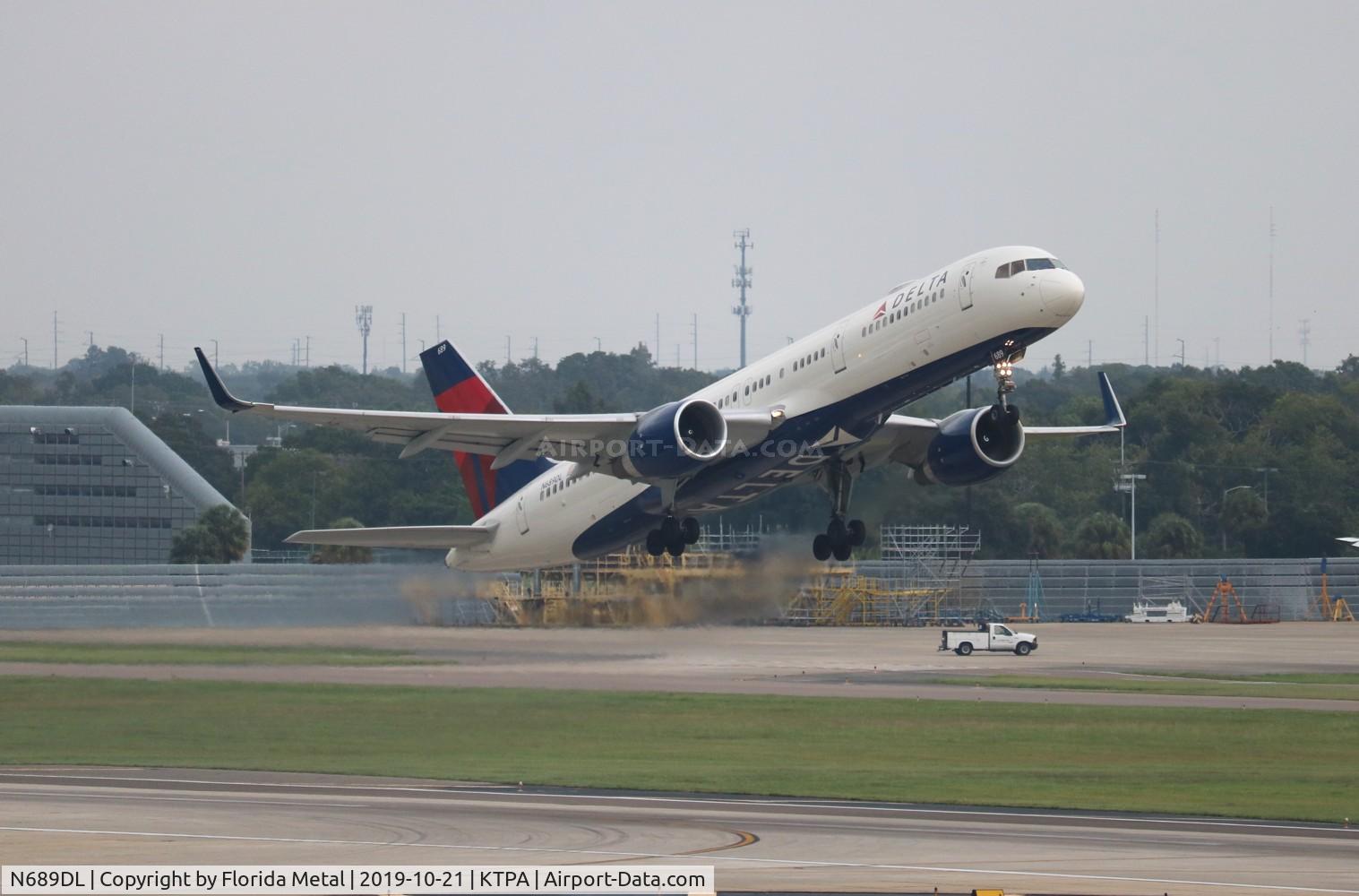 N689DL, 1998 Boeing 757-232 C/N 27172, TPA 2019