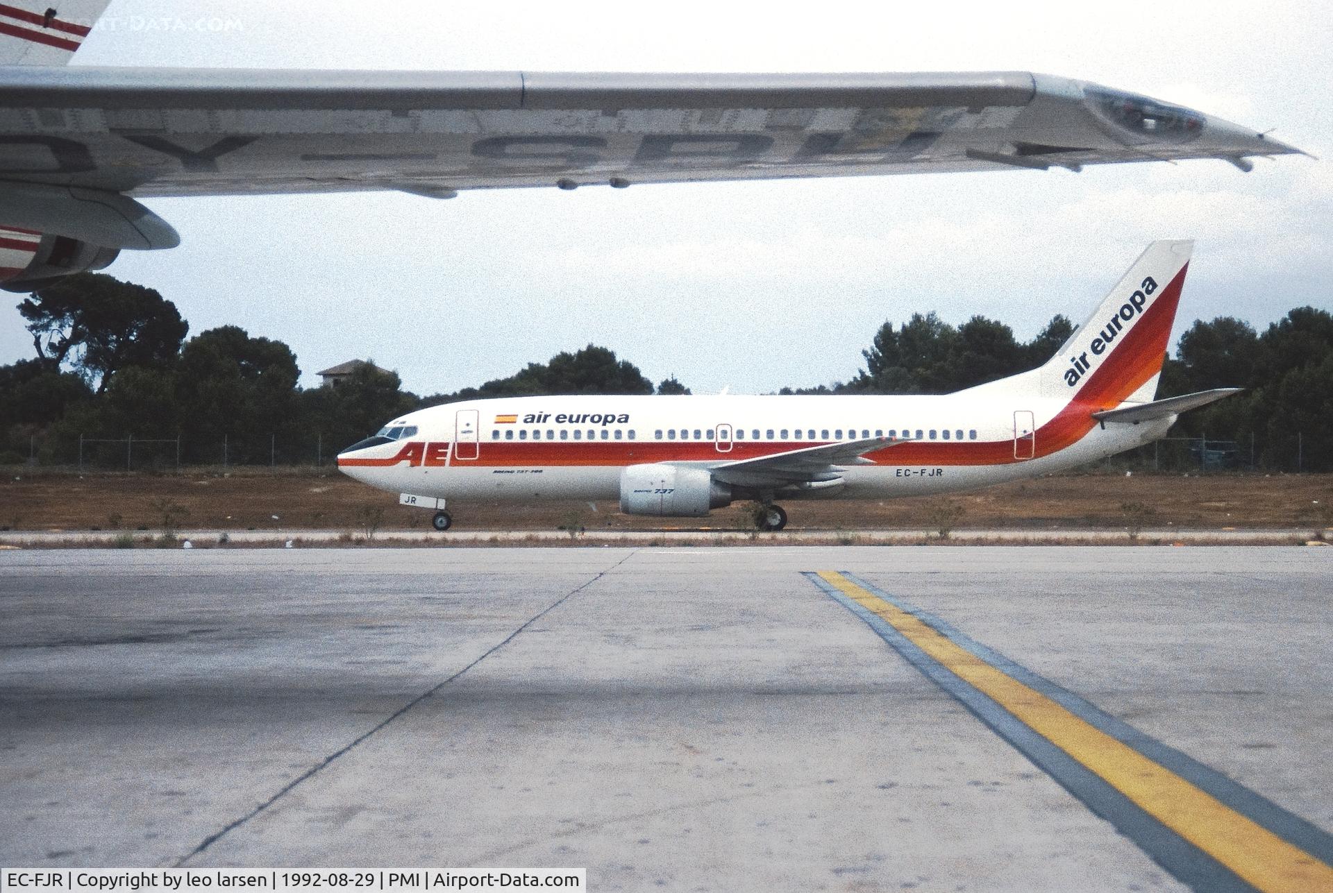 EC-FJR, 1989 Boeing 737-3Y0 C/N 24462, Palma de Mallorca