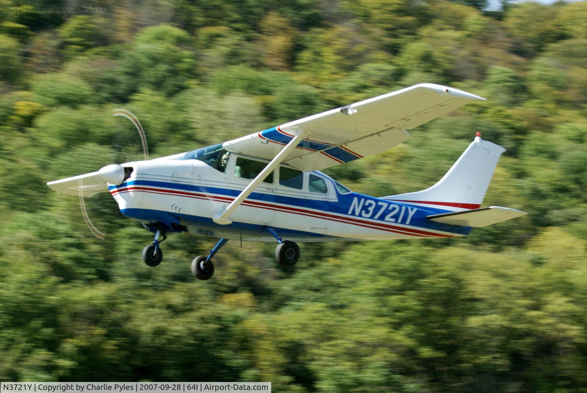 N3721Y, 1963 Cessna 210D Centurion C/N 21058221, Lee Bottom