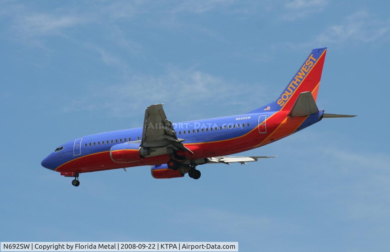 N692SW, 1985 Boeing 737-3T5 C/N 23062, TPA 2008