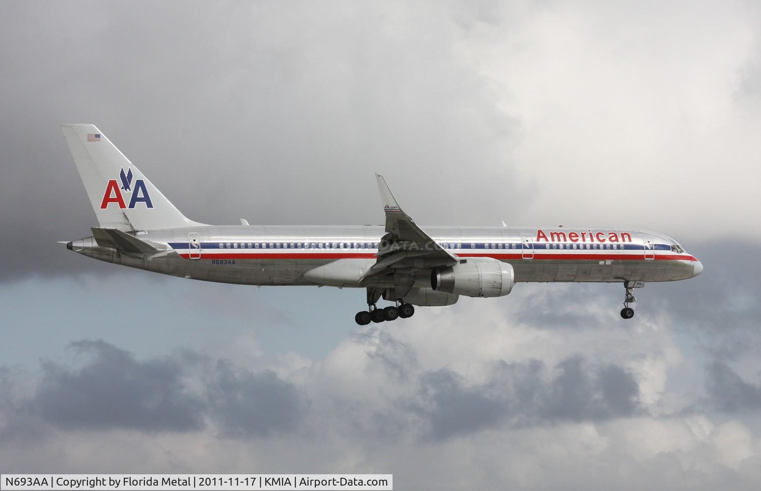 N693AA, 1994 Boeing 757-223 C/N 26973, MIA 2011