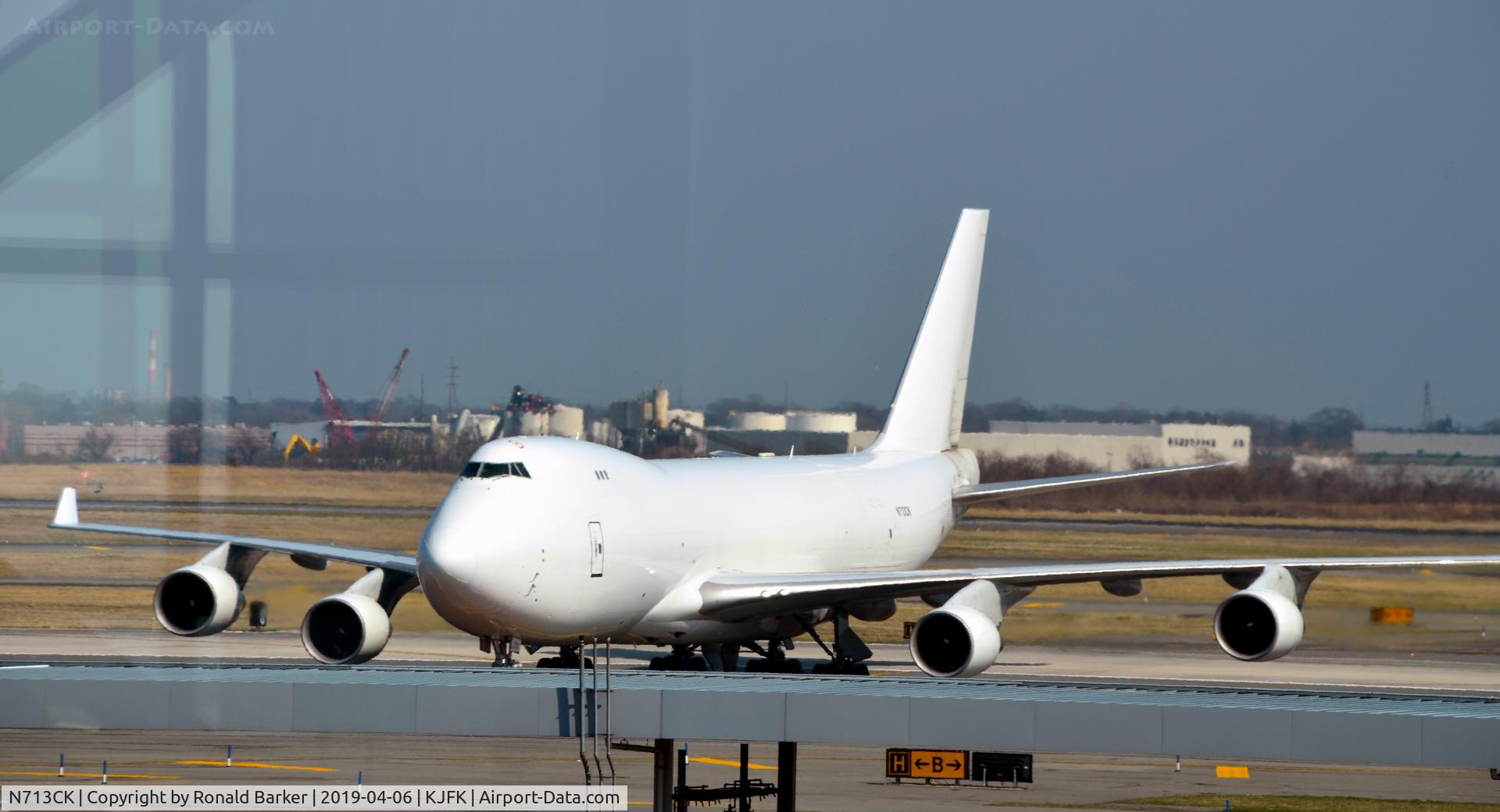 N713CK, 2003 Boeing 747-4B5F/SCD C/N 32808, Taxi JFK