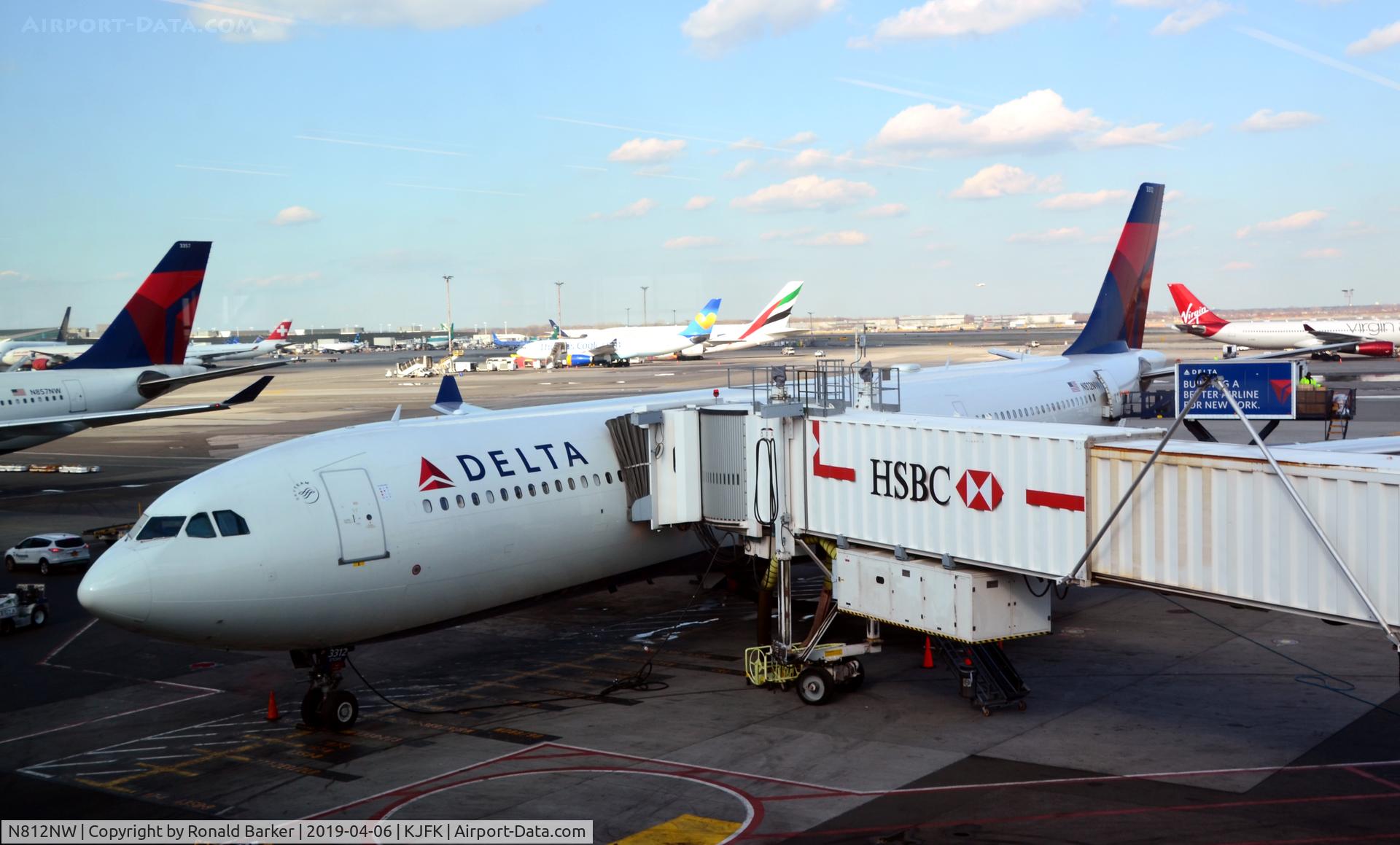 N812NW, 2006 Airbus A330-323 C/N 0784, Gate  JFK