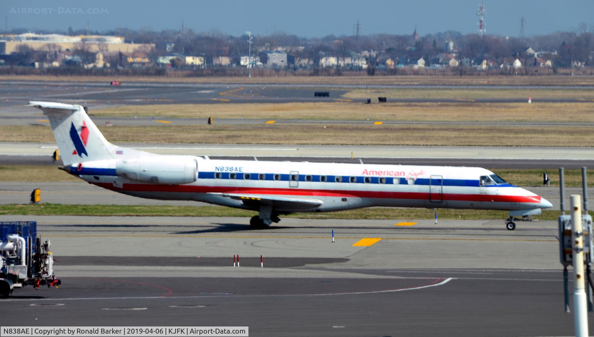 N838AE, 2002 Embraer ERJ-140LR (EMB-135KL) C/N 145651, Taxi JFK