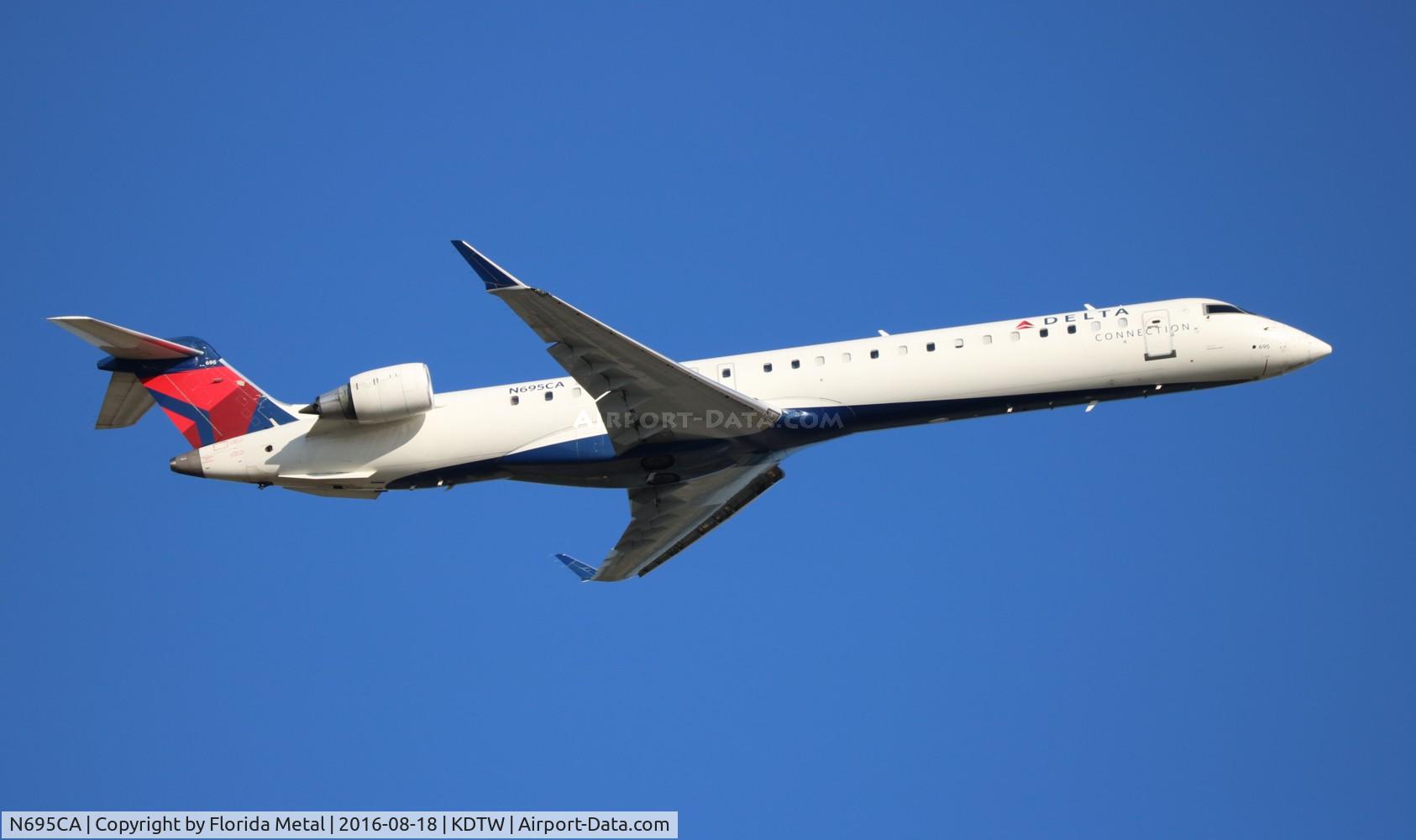 N695CA, 2006 Bombardier CRJ-900ER (CL-600-2D24) C/N 15097, DTW 2016